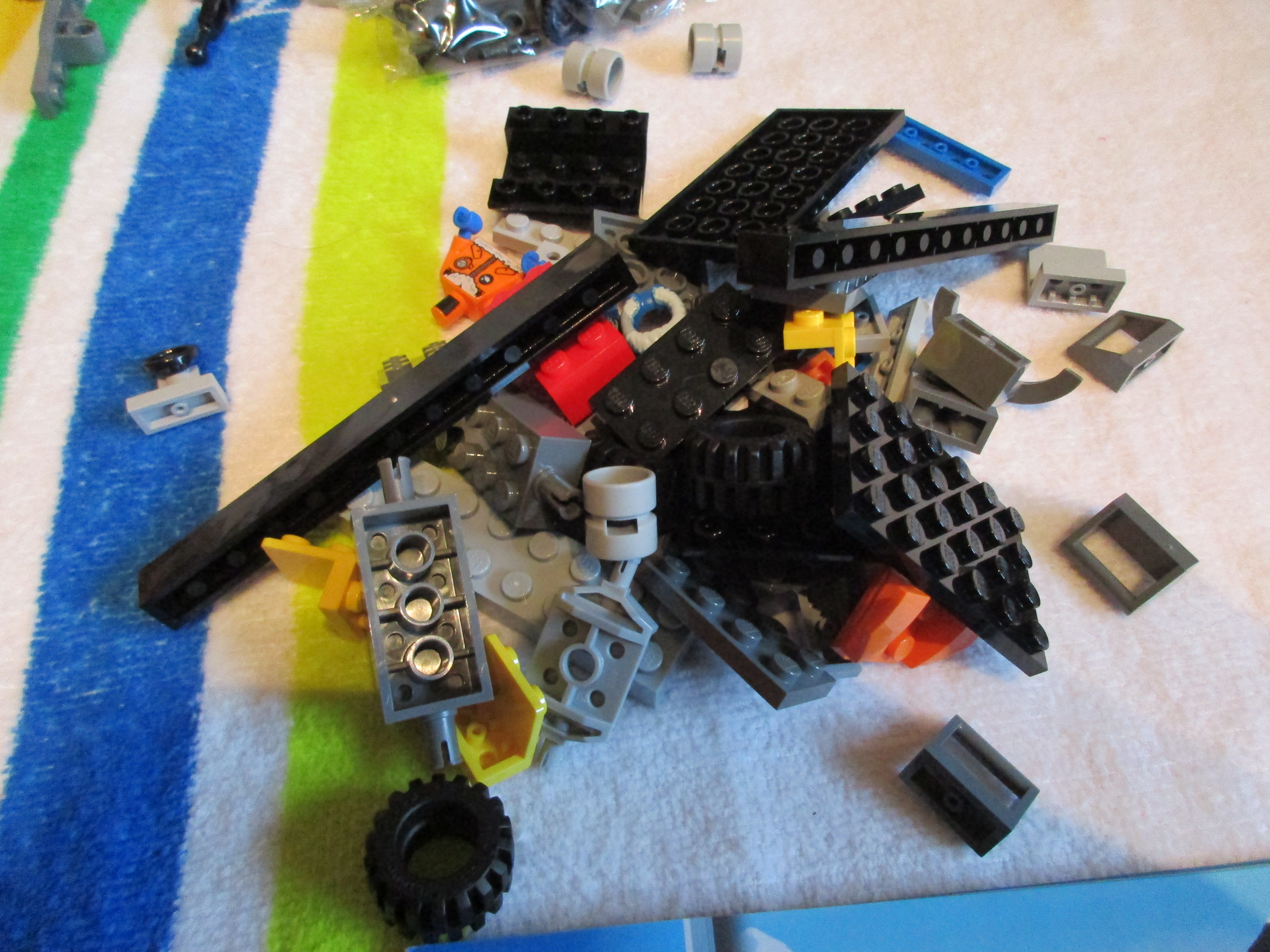 60035f.jpg