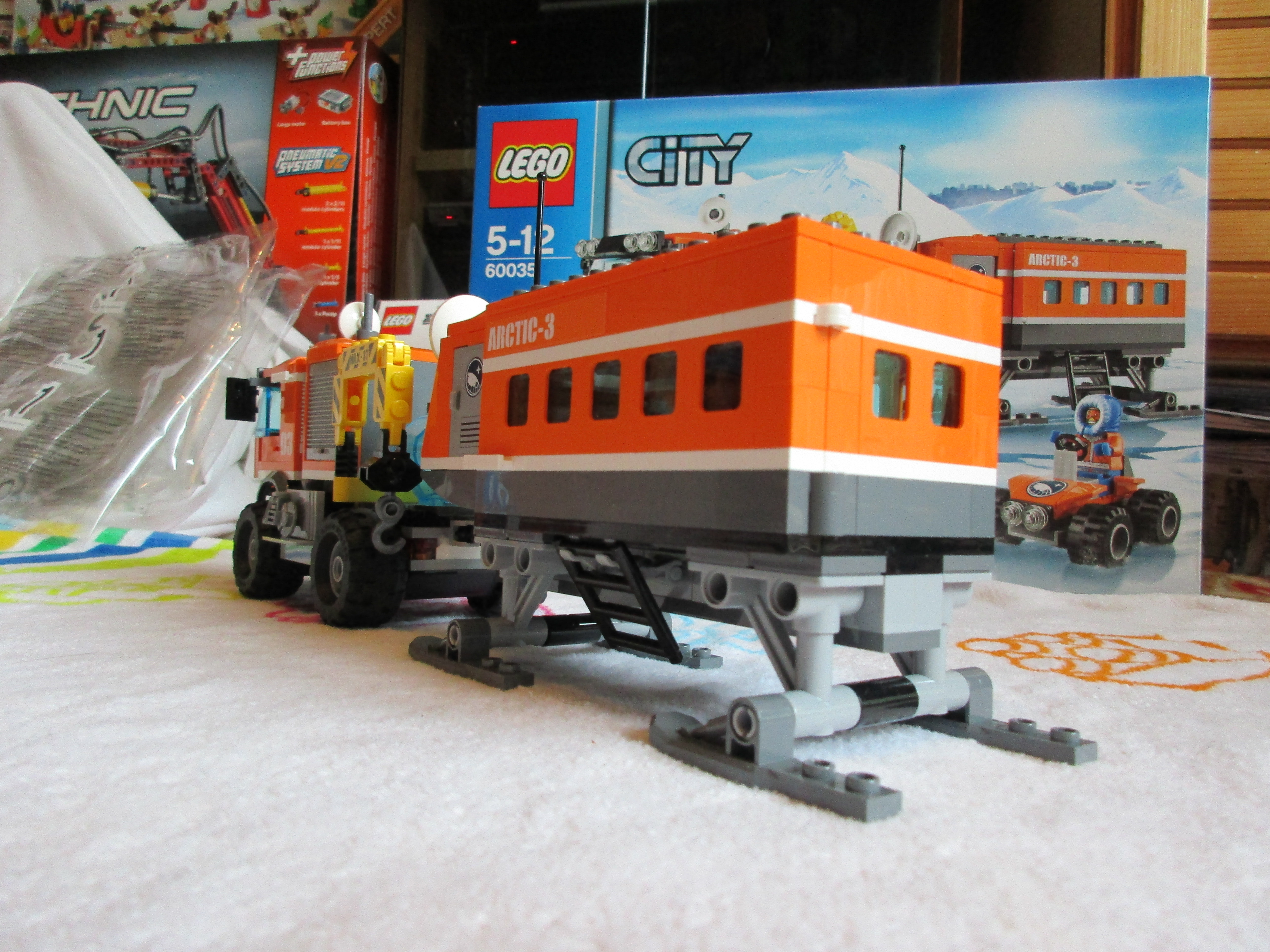 60035truckwithtrailer5.jpg
