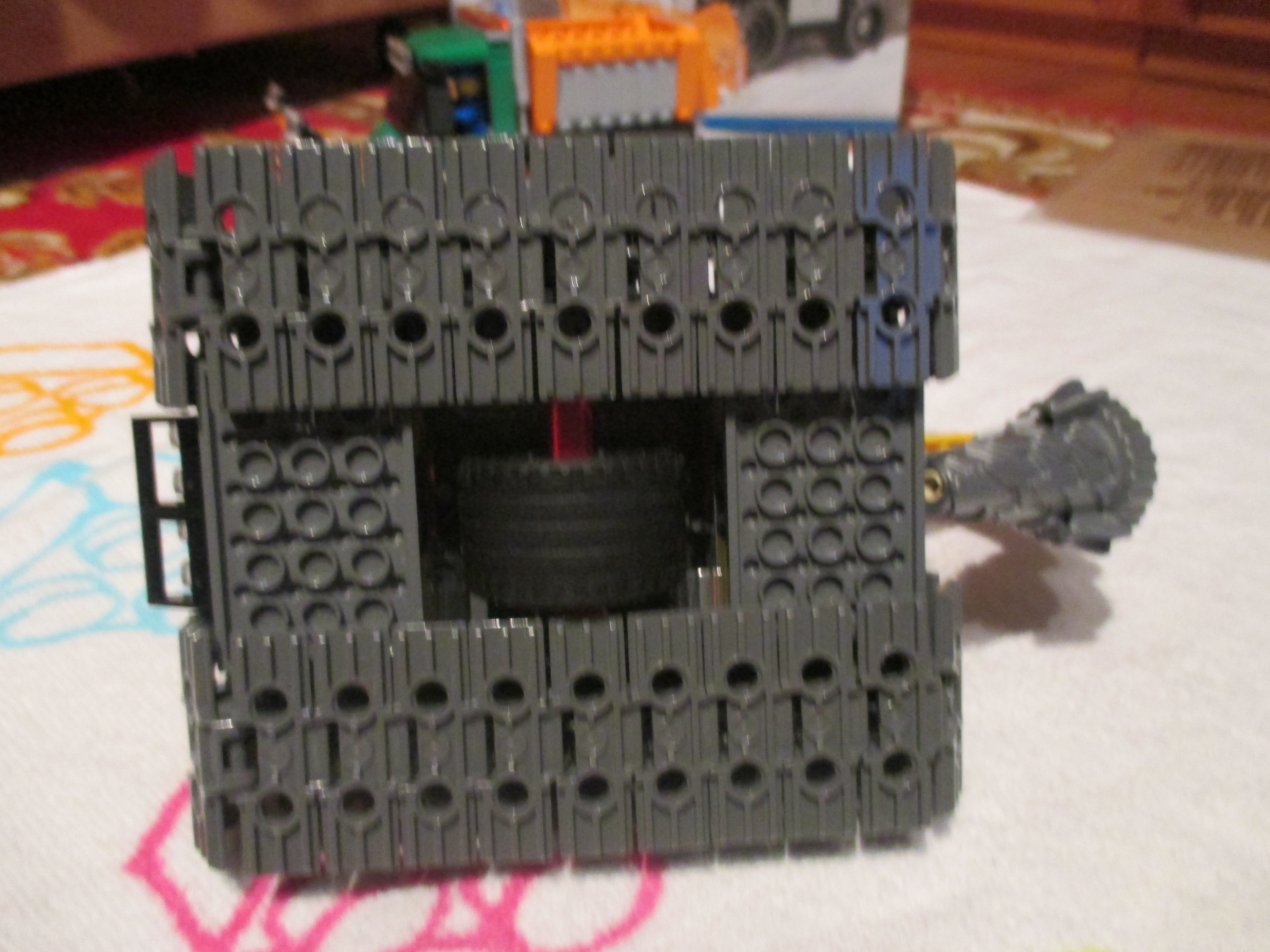 60036ratrak18.jpg