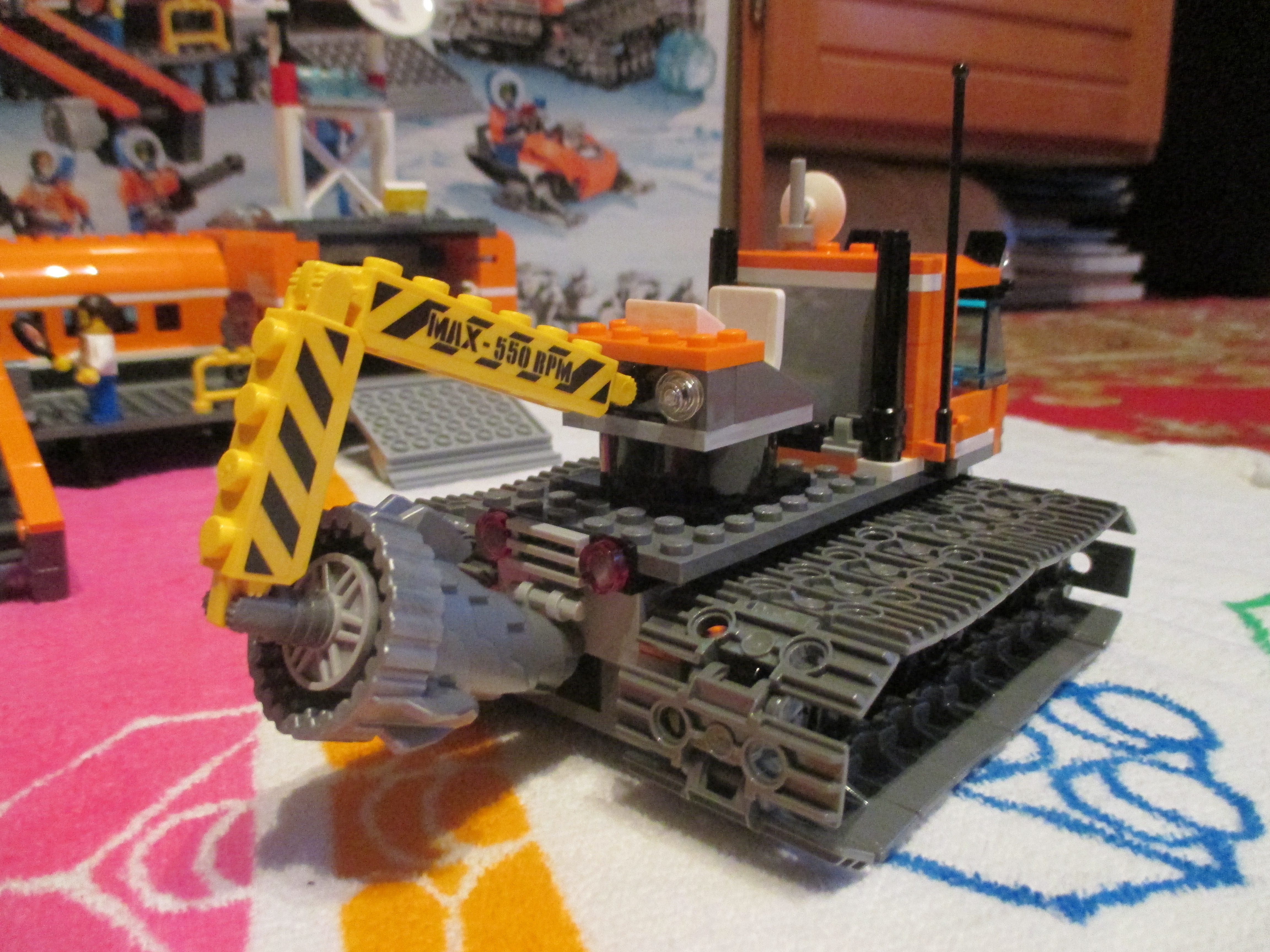 60036ratrak7.jpg