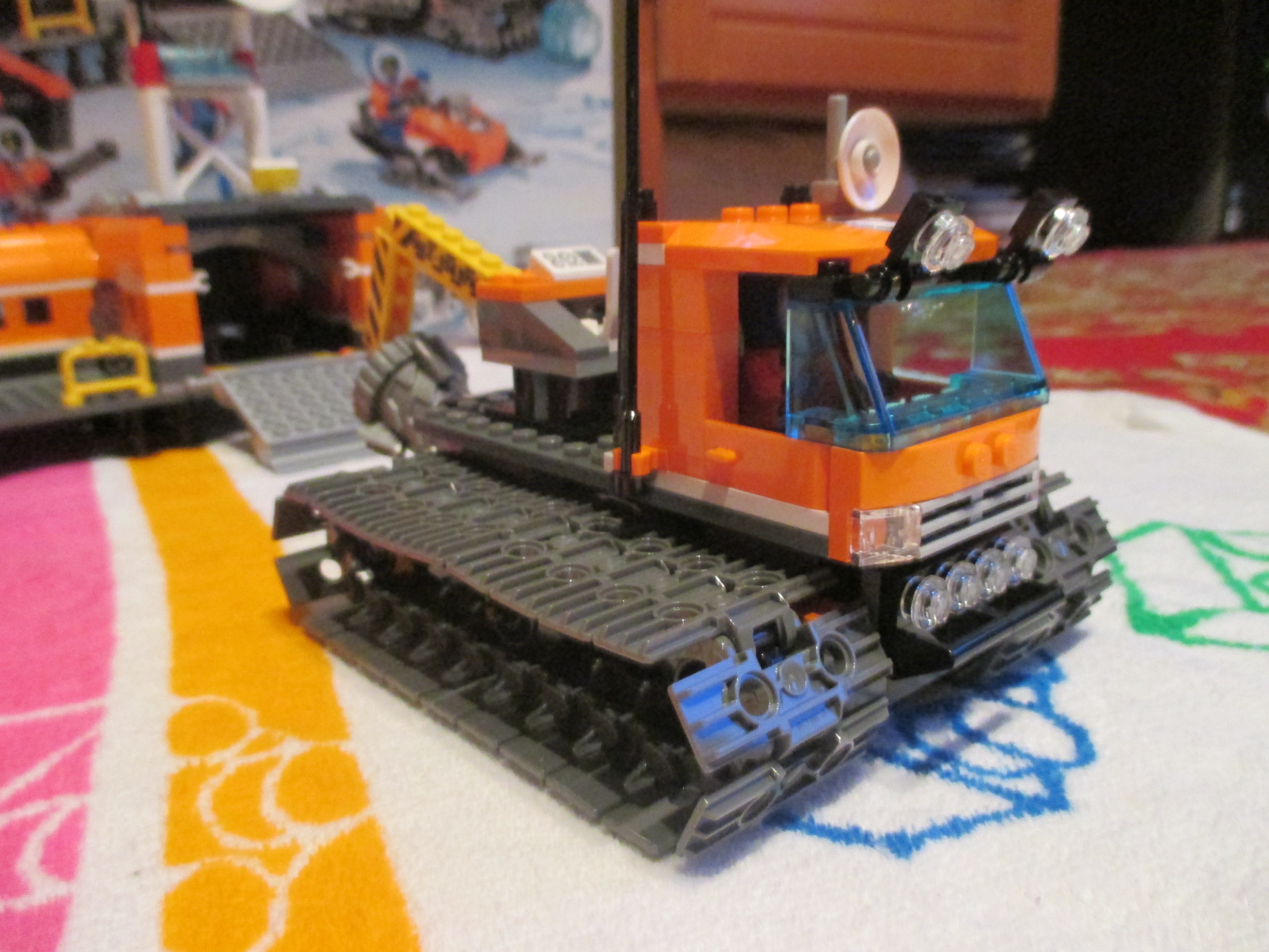 60036ratrak9.jpg