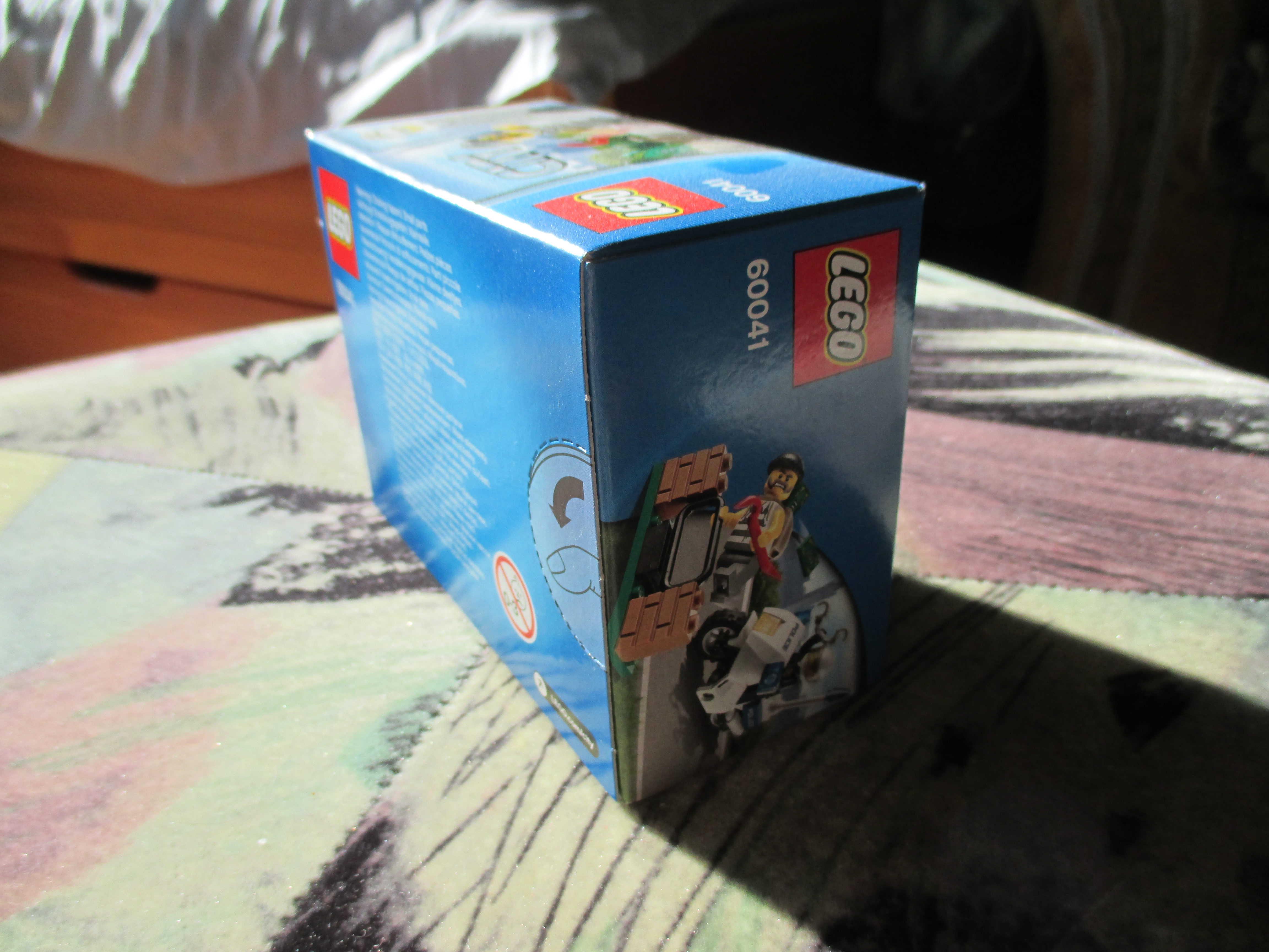 60041box4.jpg