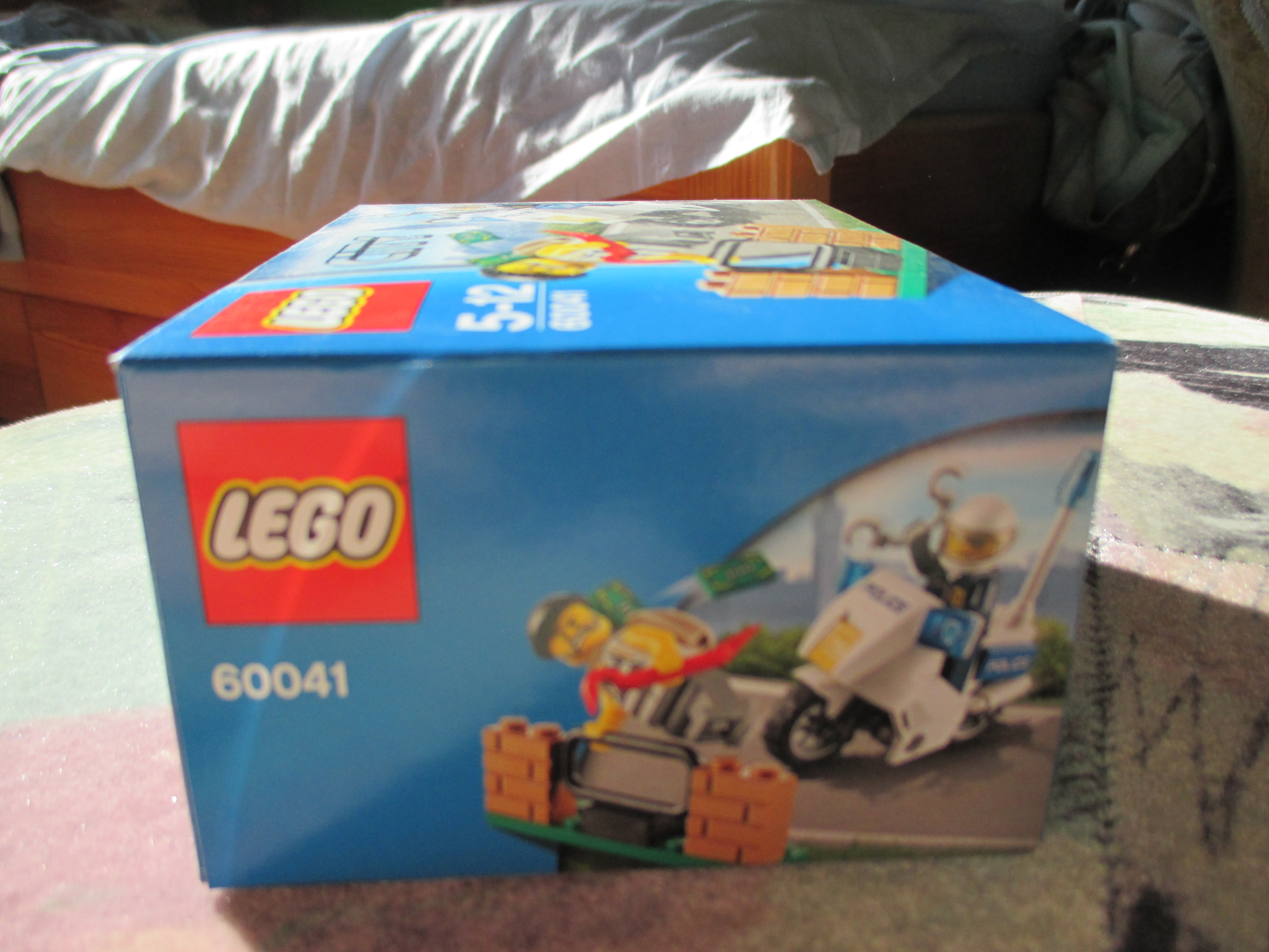 60041box5.jpg