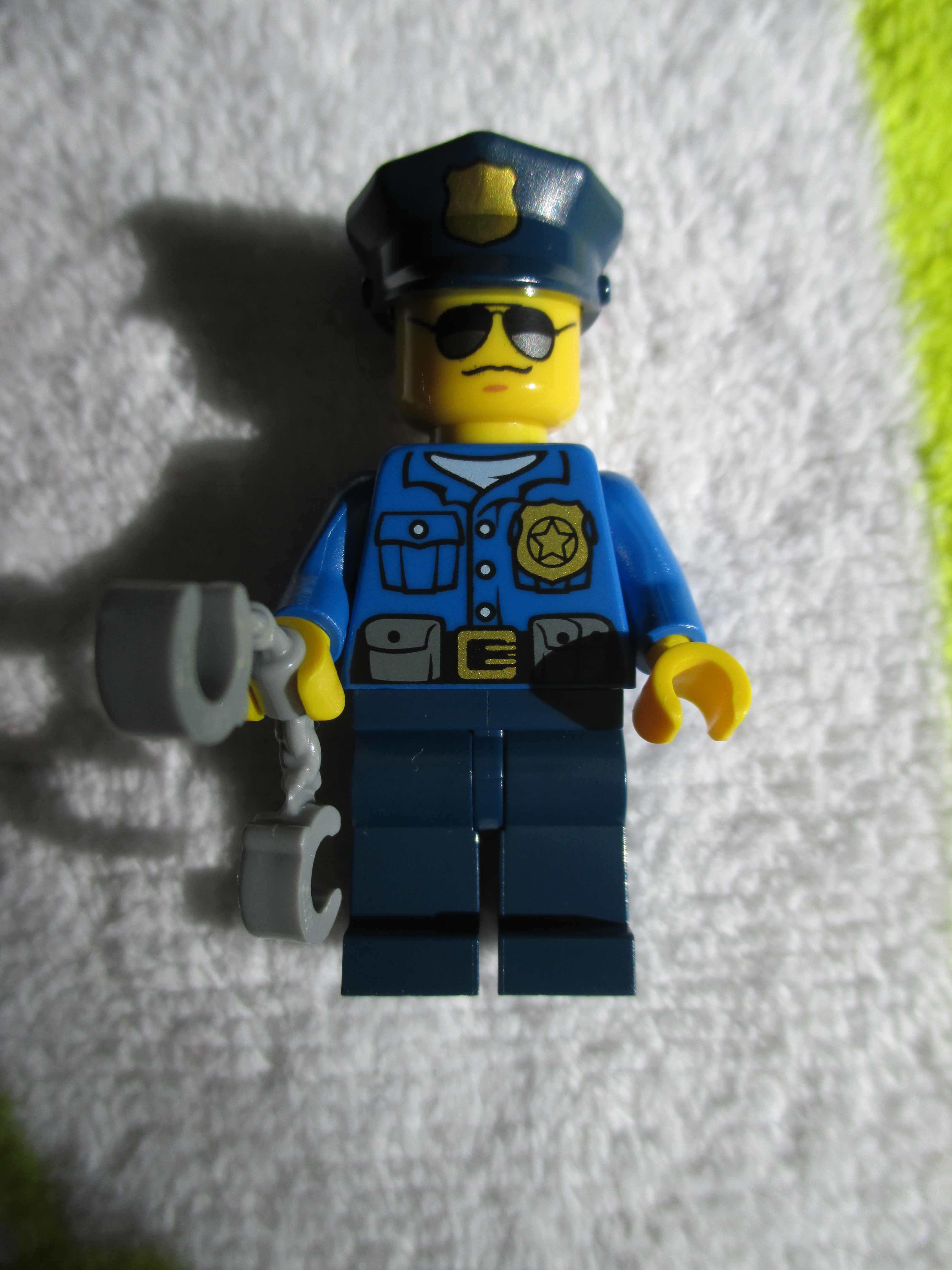 60041policeofficer.jpg