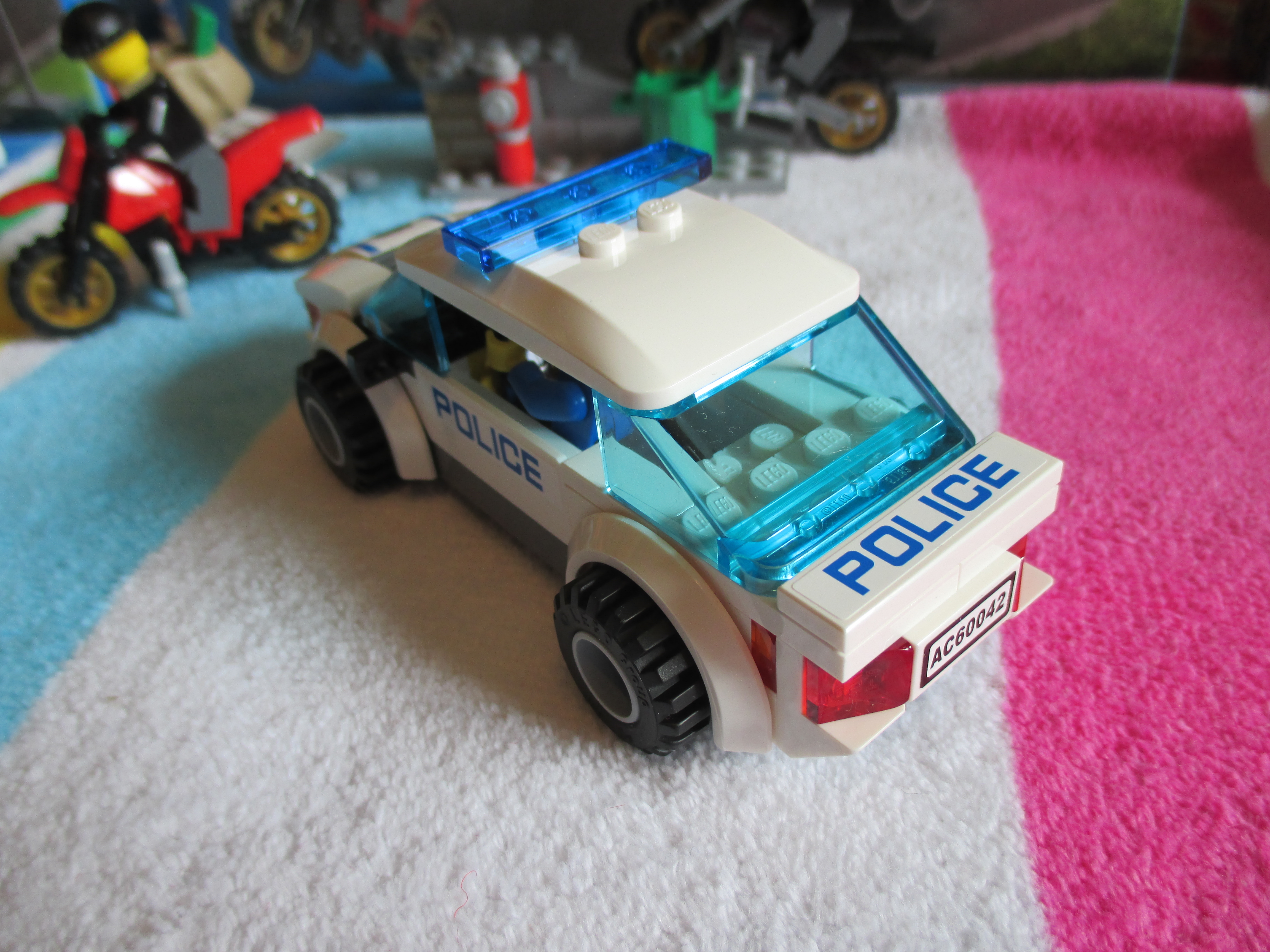 60042car4.jpg