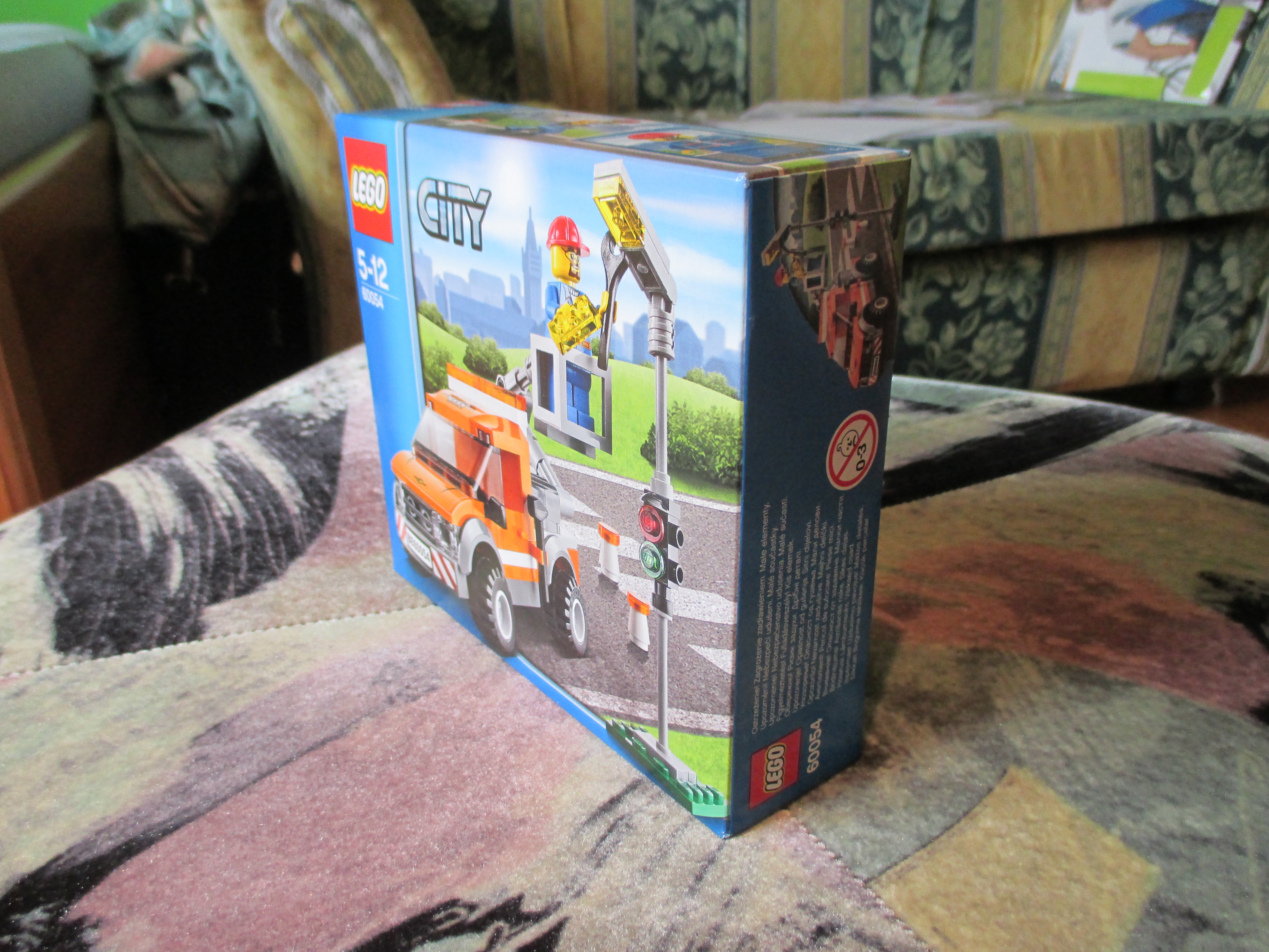 60054box2.jpg