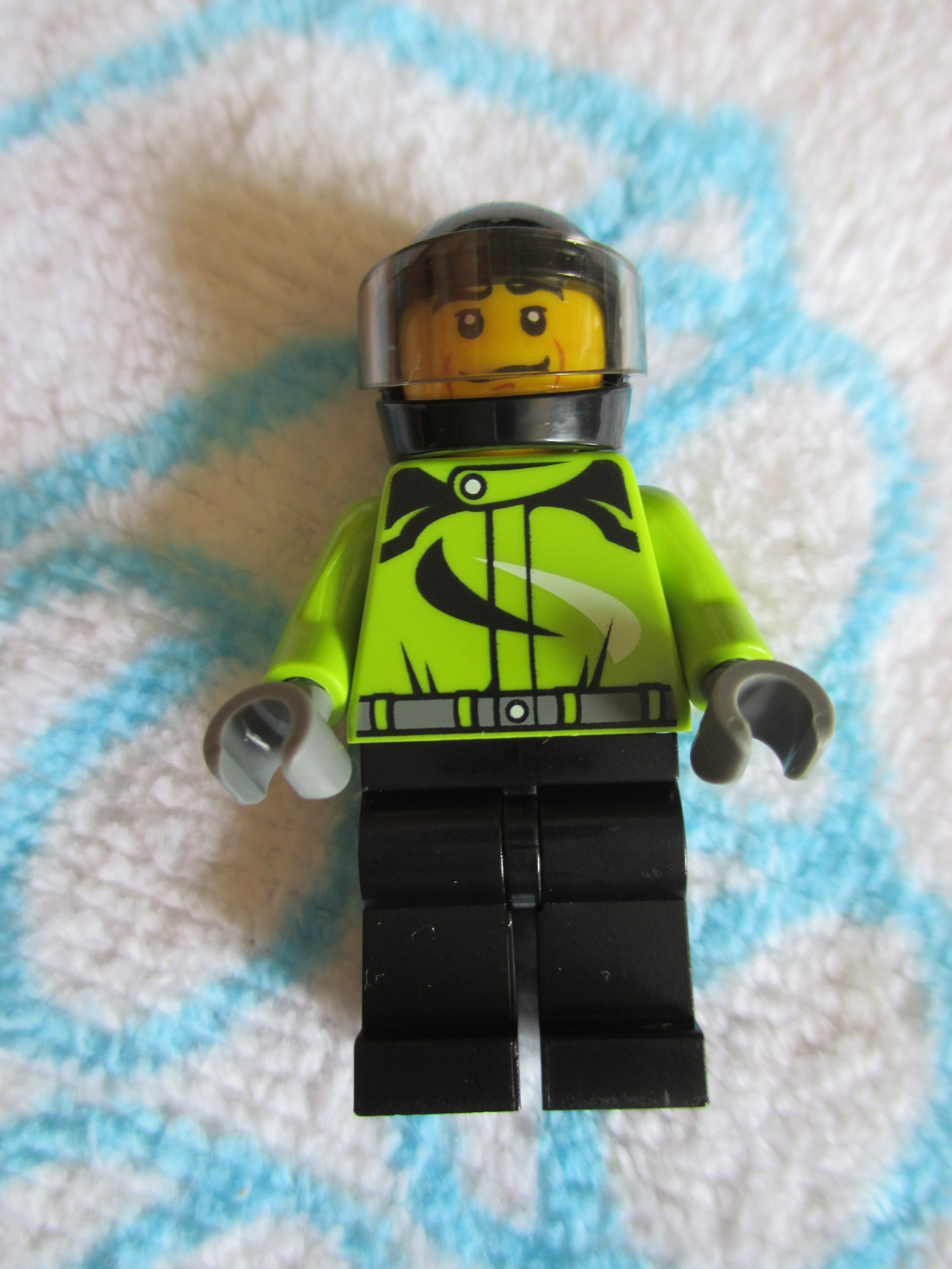 60055minifigure.jpg