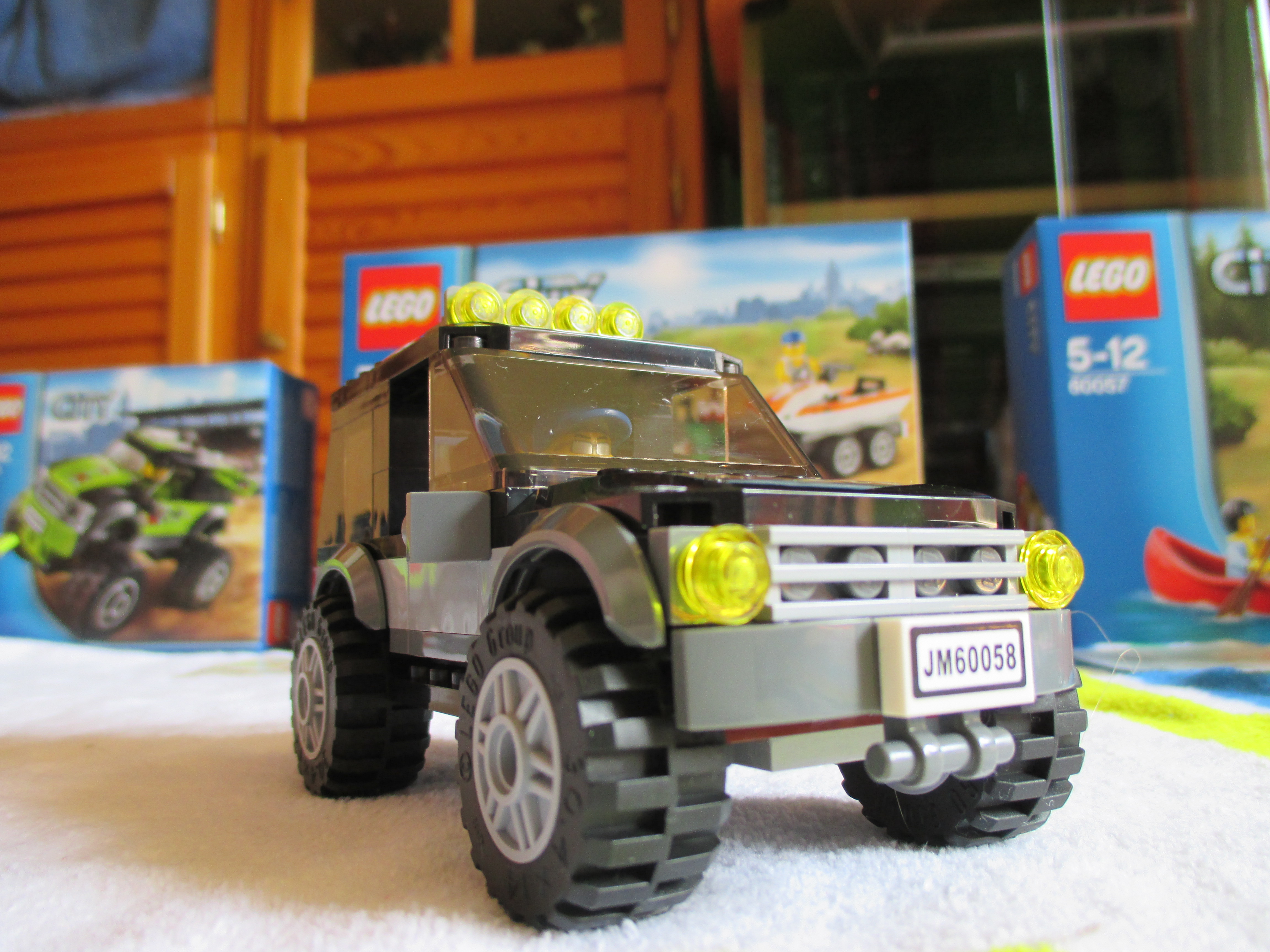 60058suv12.jpg