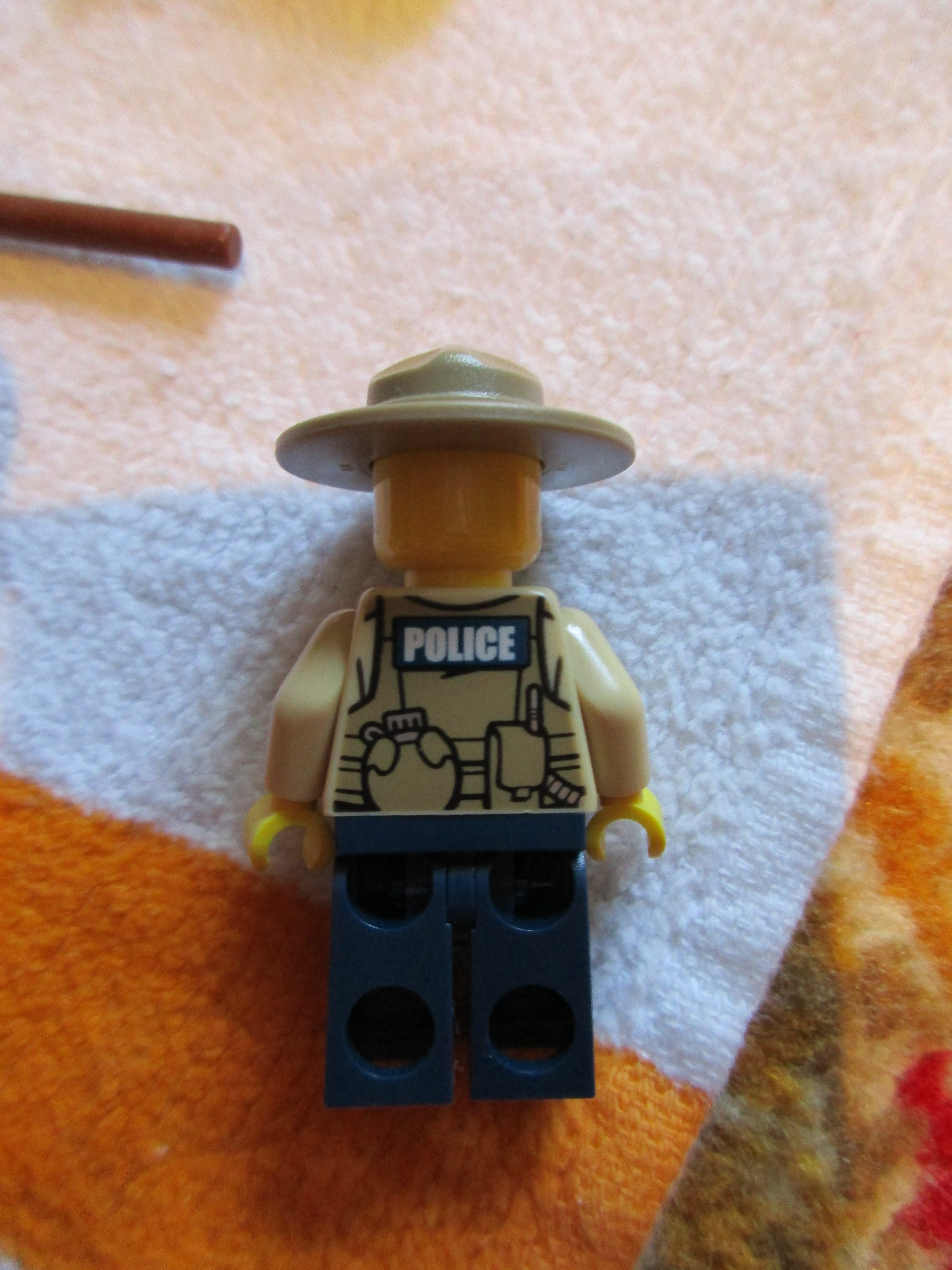 60066minifigure2.jpg