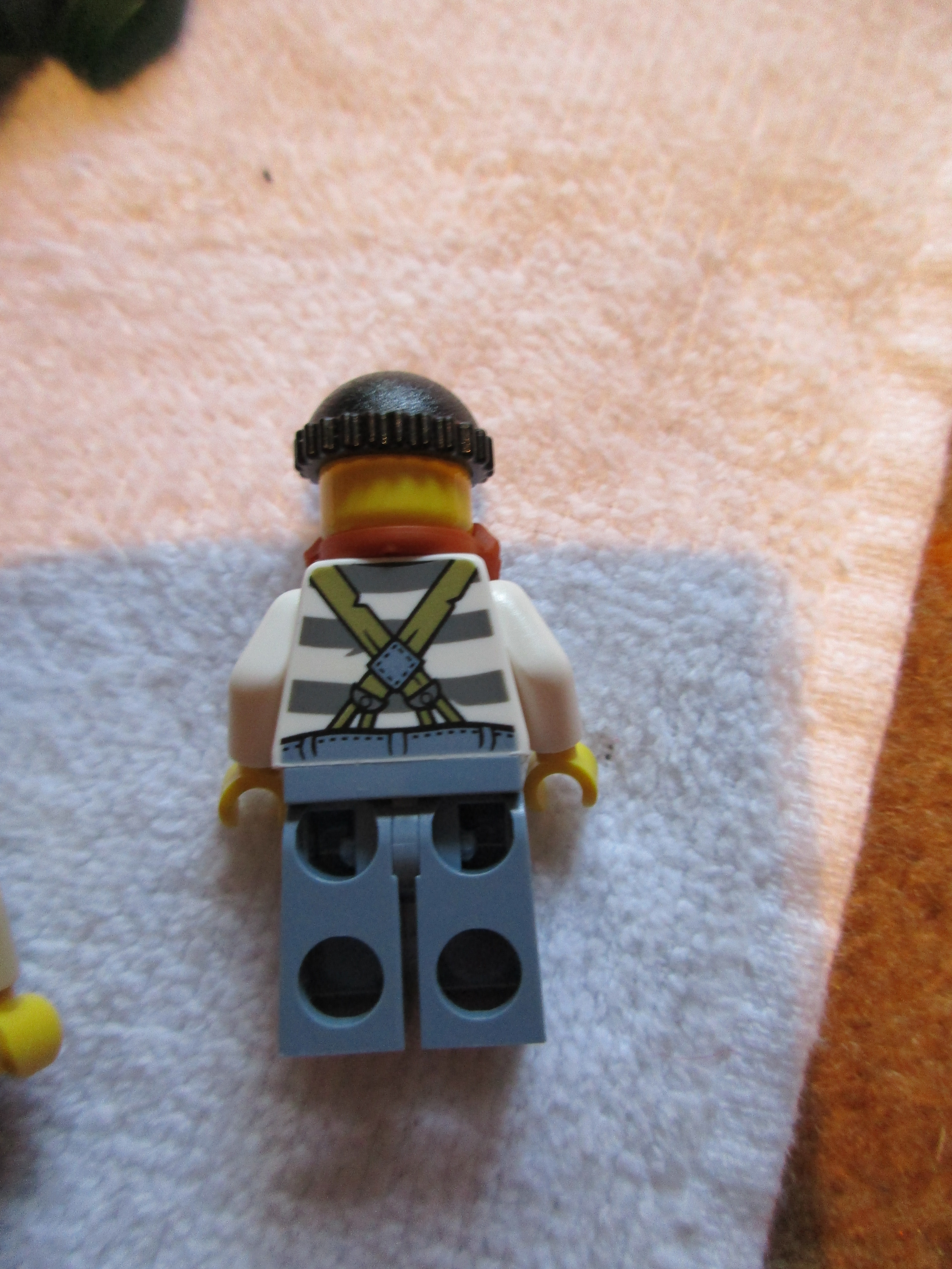 60066minifigure8.jpg
