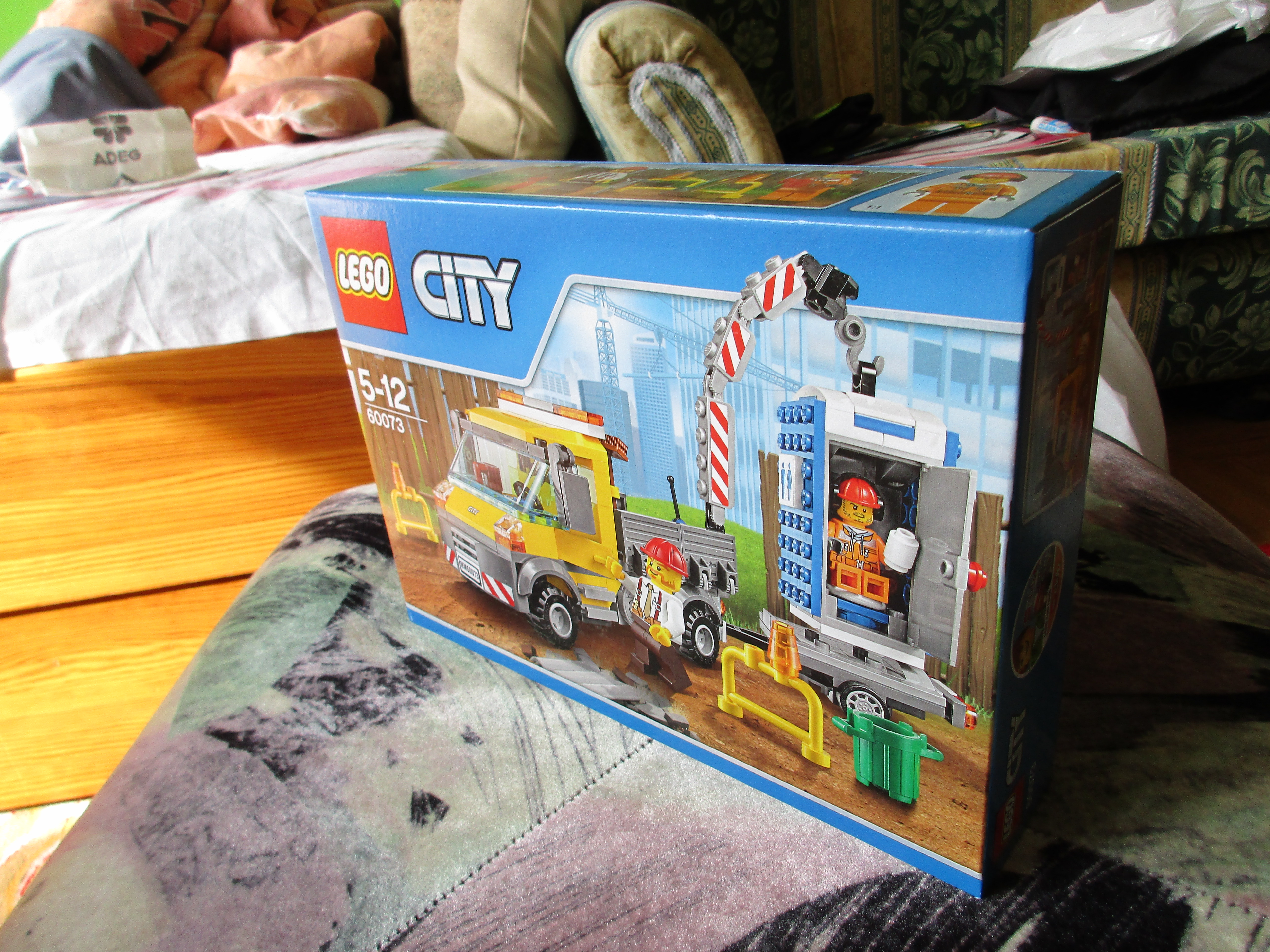 60073box2.jpg