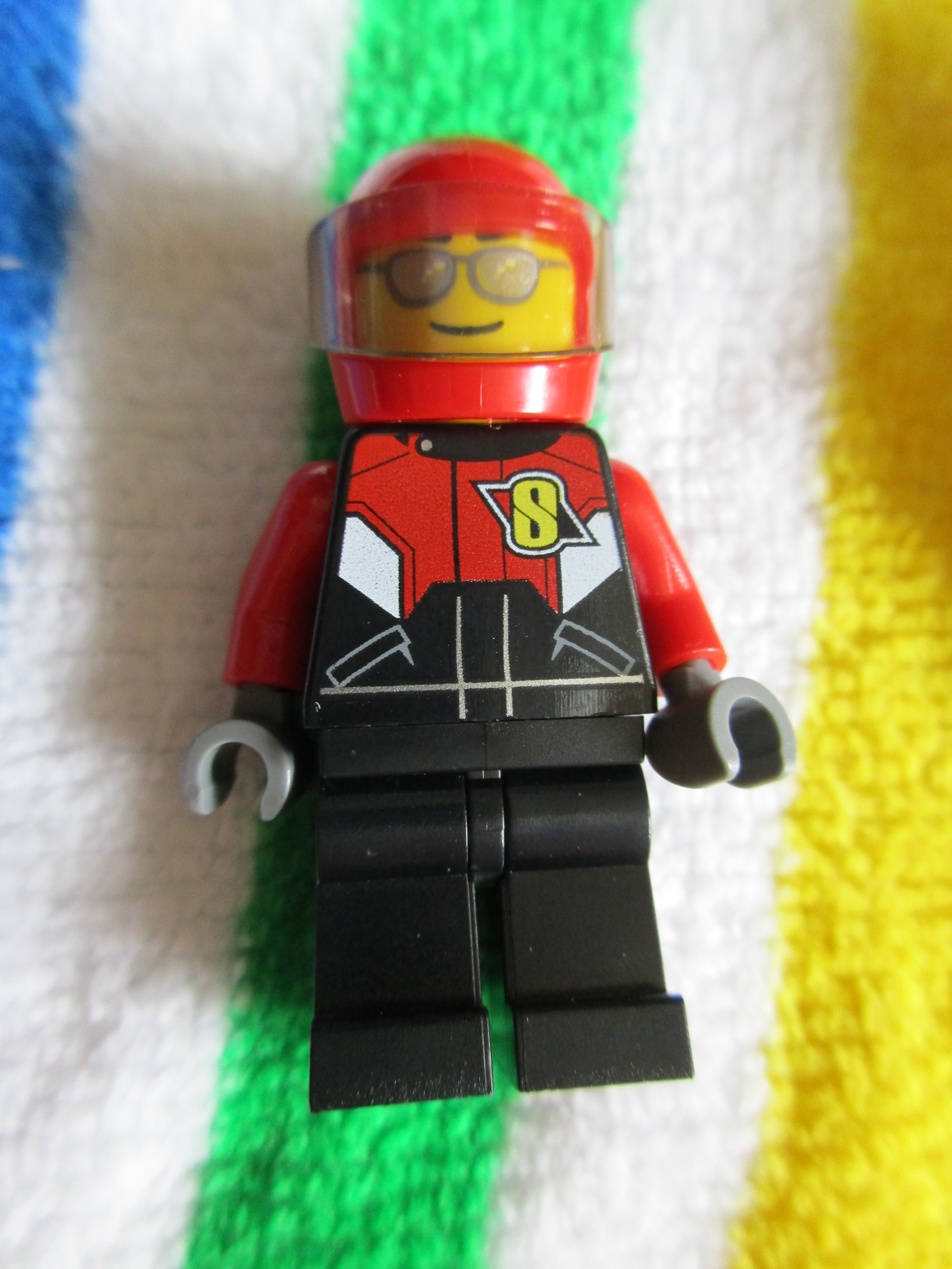60084minifigure4.jpg