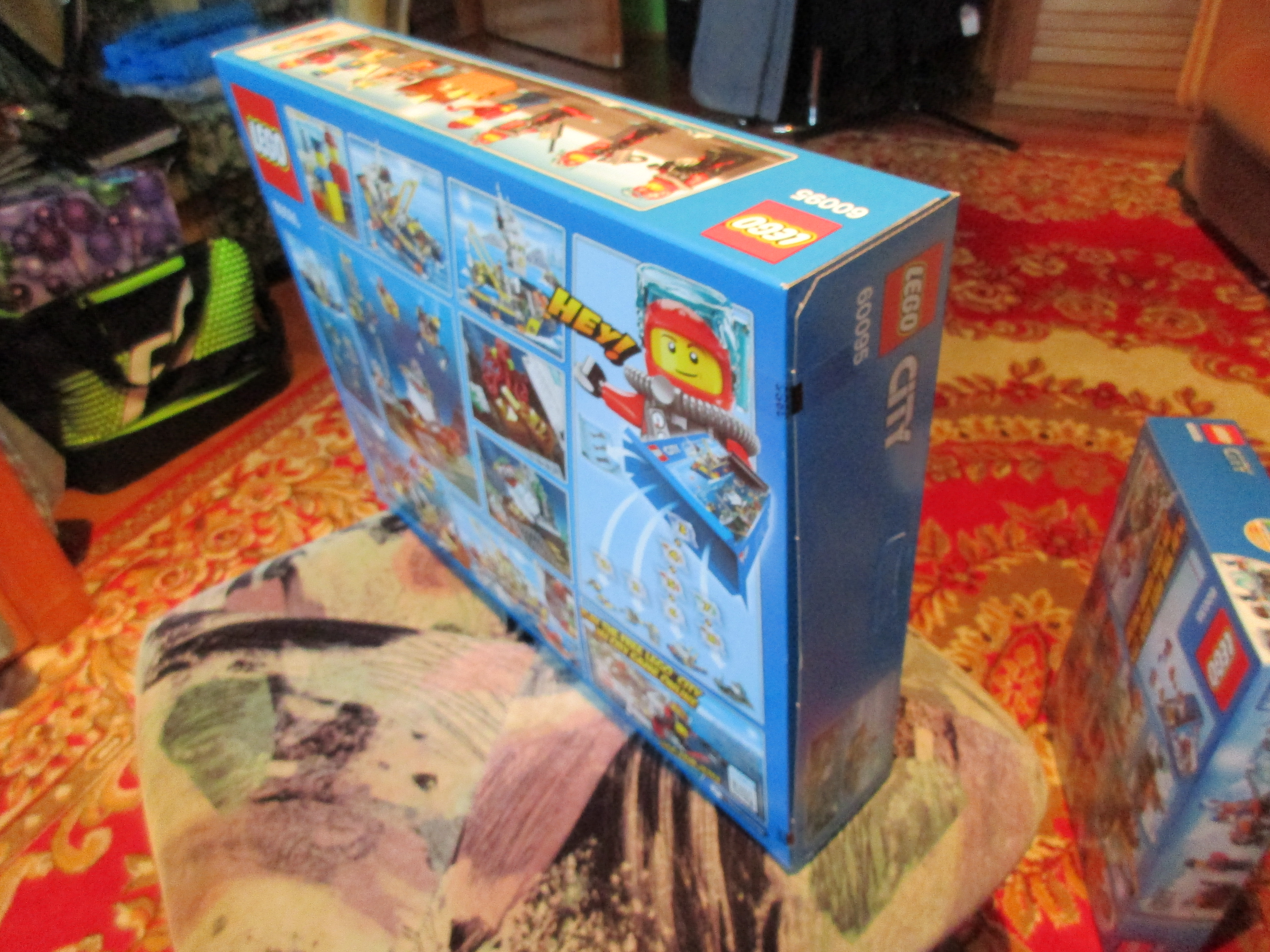 60095box5.jpg
