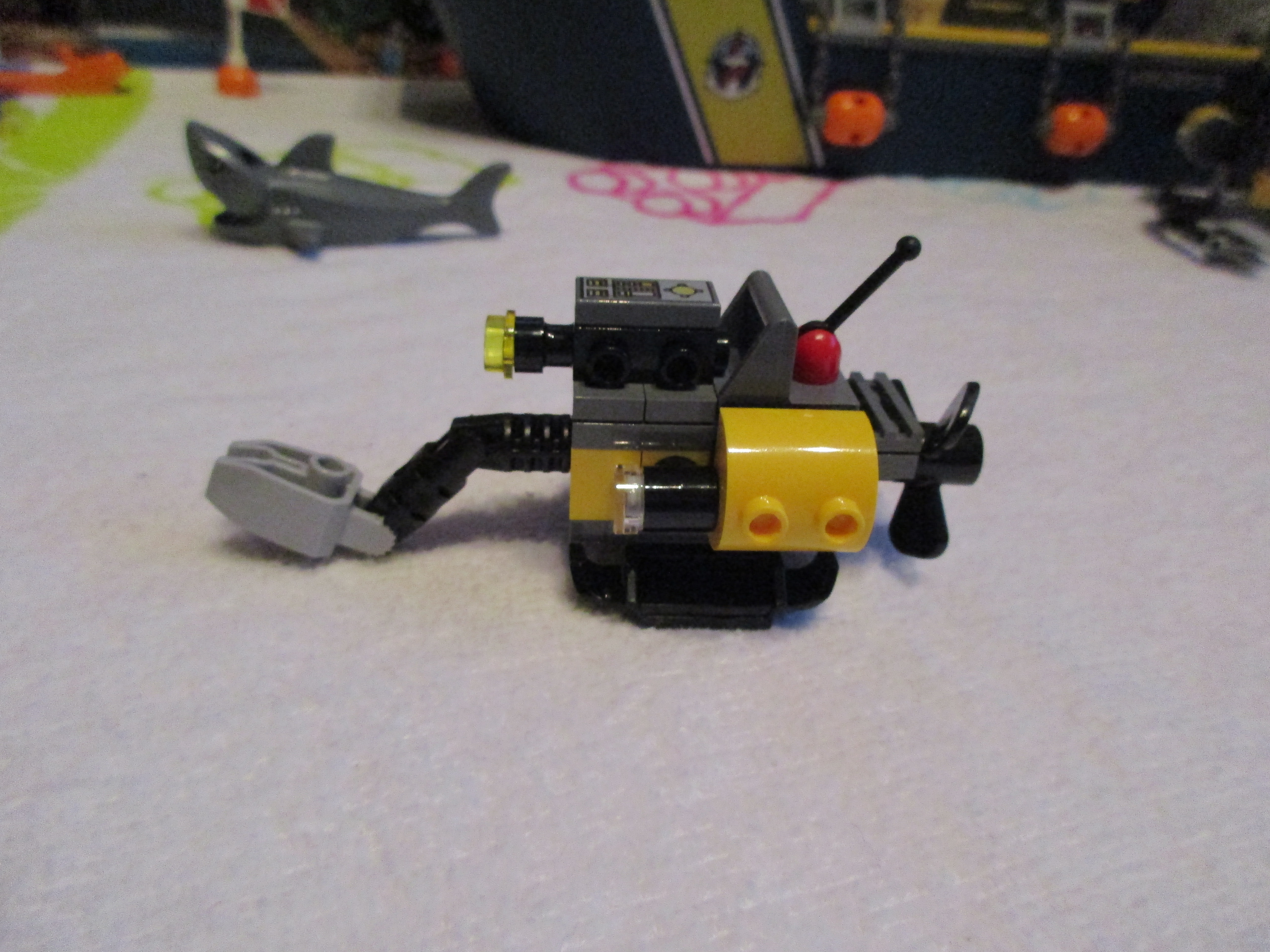 60095remotesub6.jpg