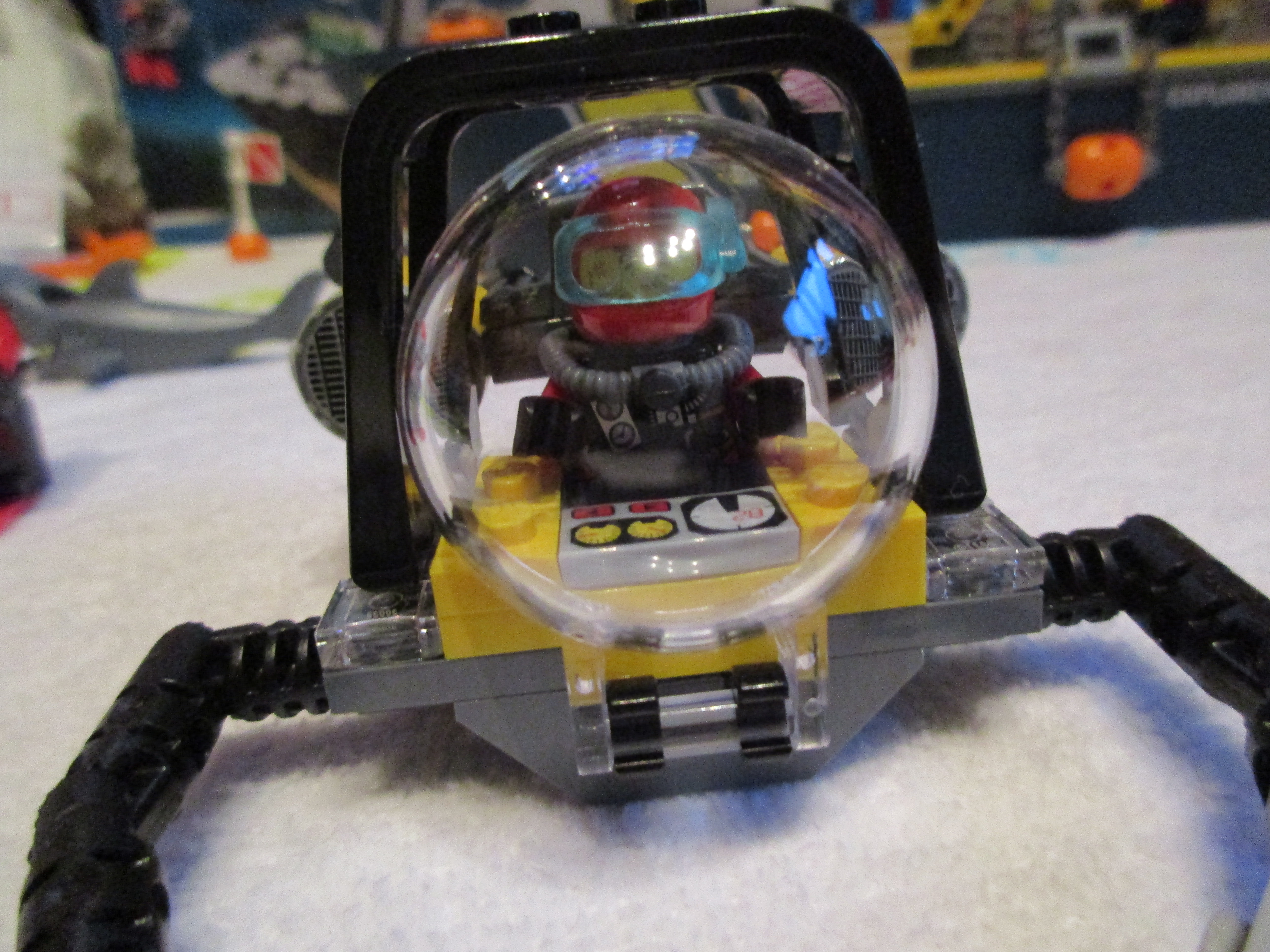 60095submarine12.jpg