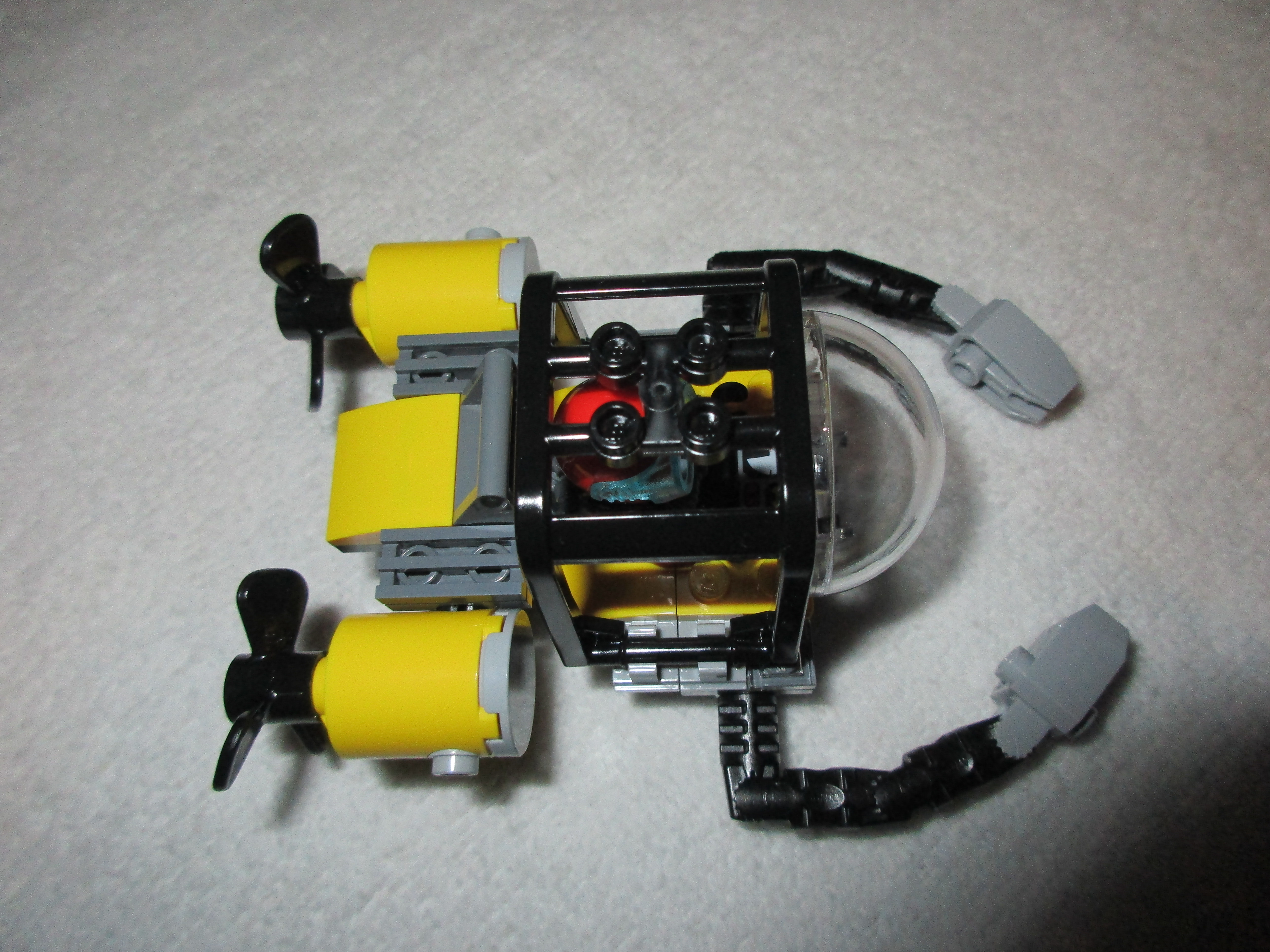 60095submarine13.jpg