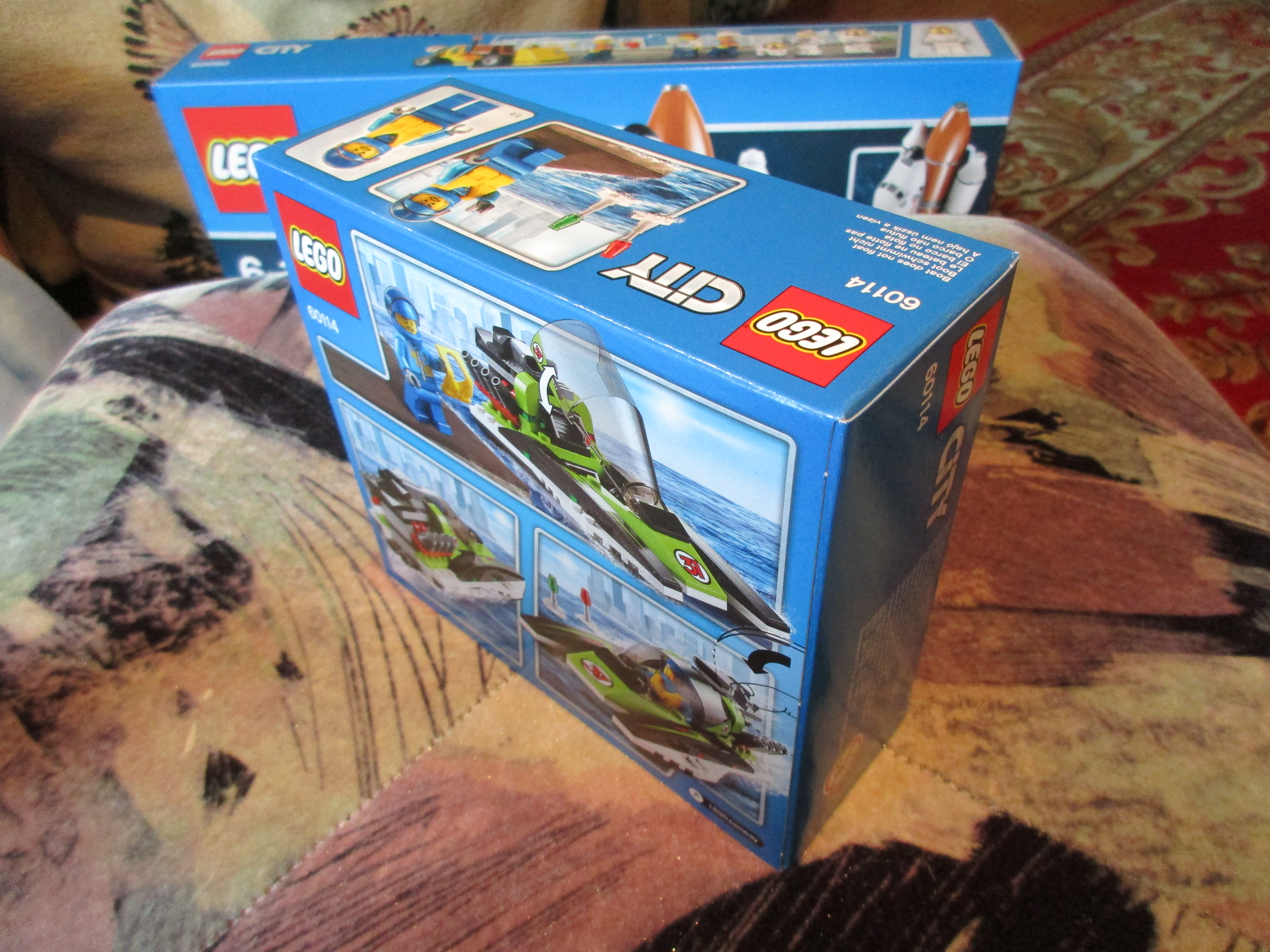 60114box4.jpg