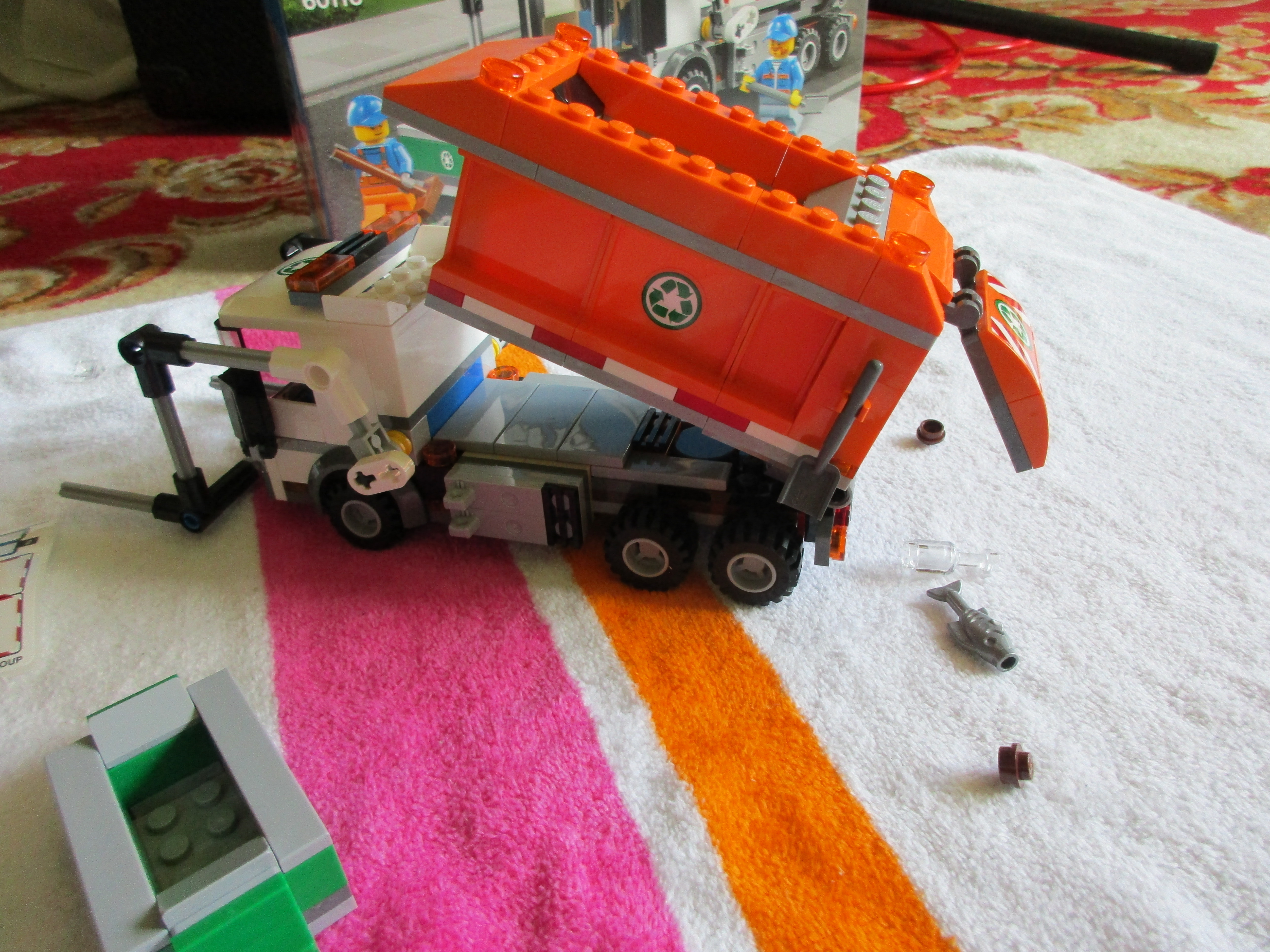 60118garbagetruck18.jpg