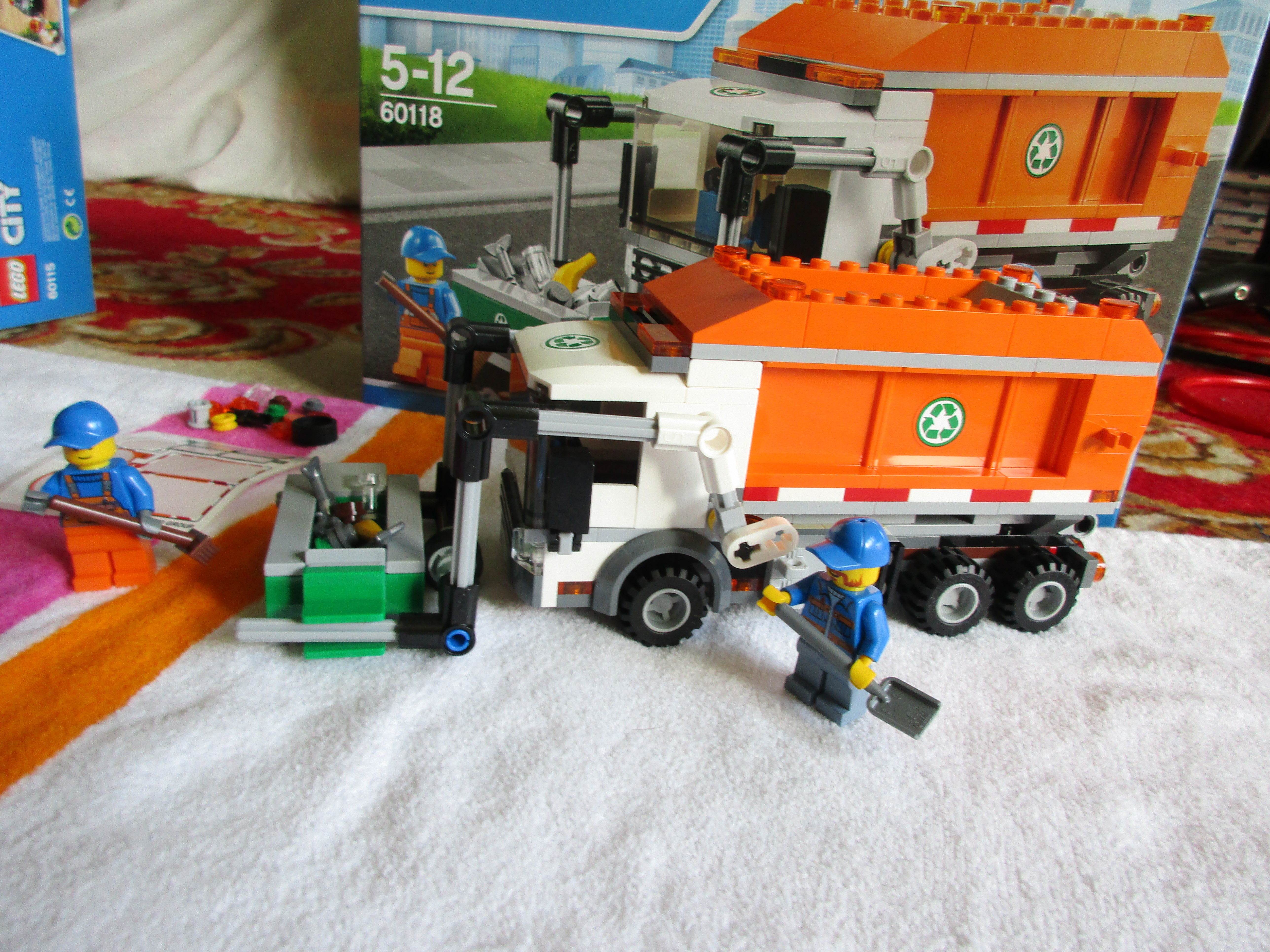 60118garbagetruck2.jpg