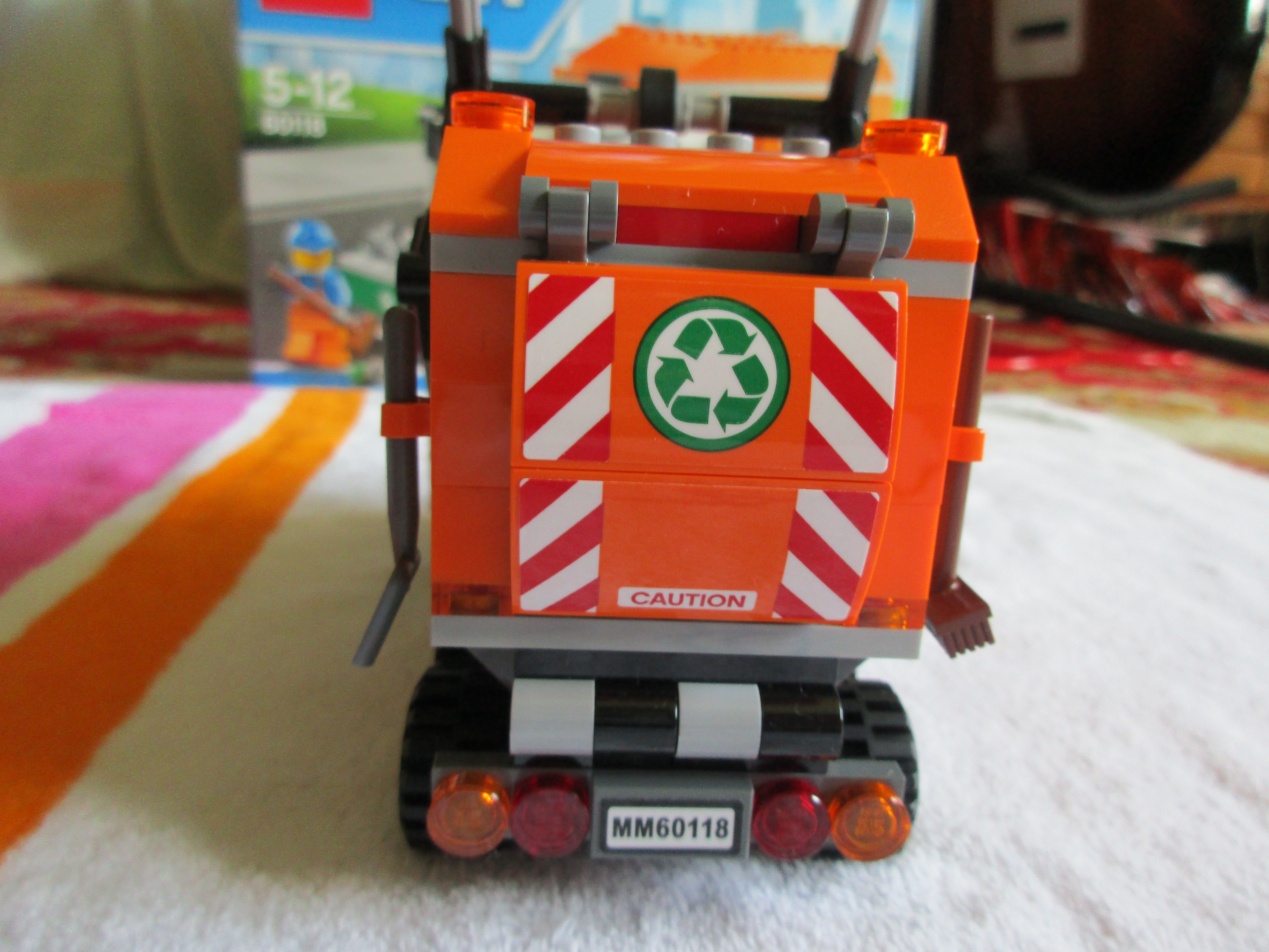 60118garbagetruck29.jpg