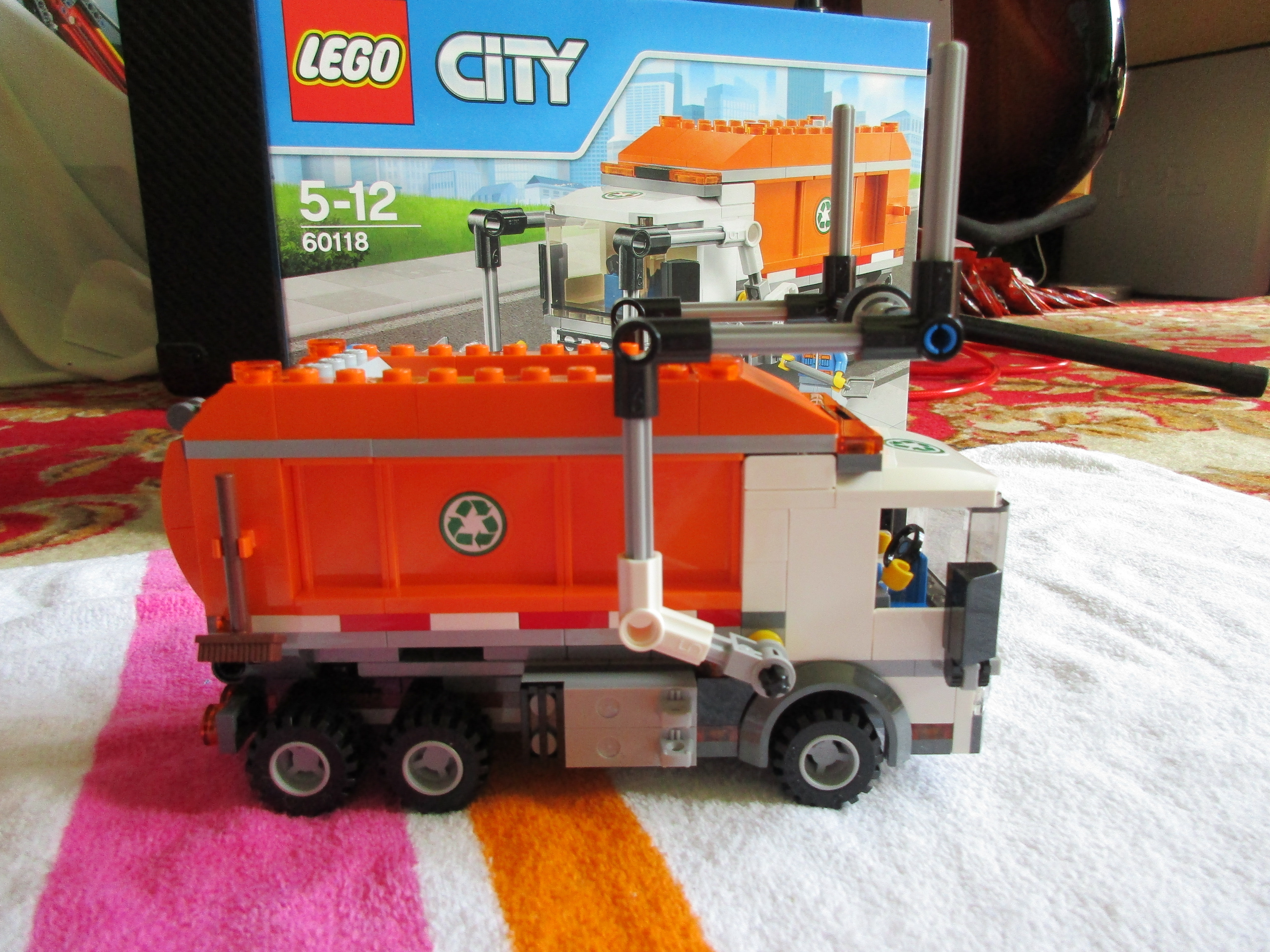 60118garbagetruck31.jpg
