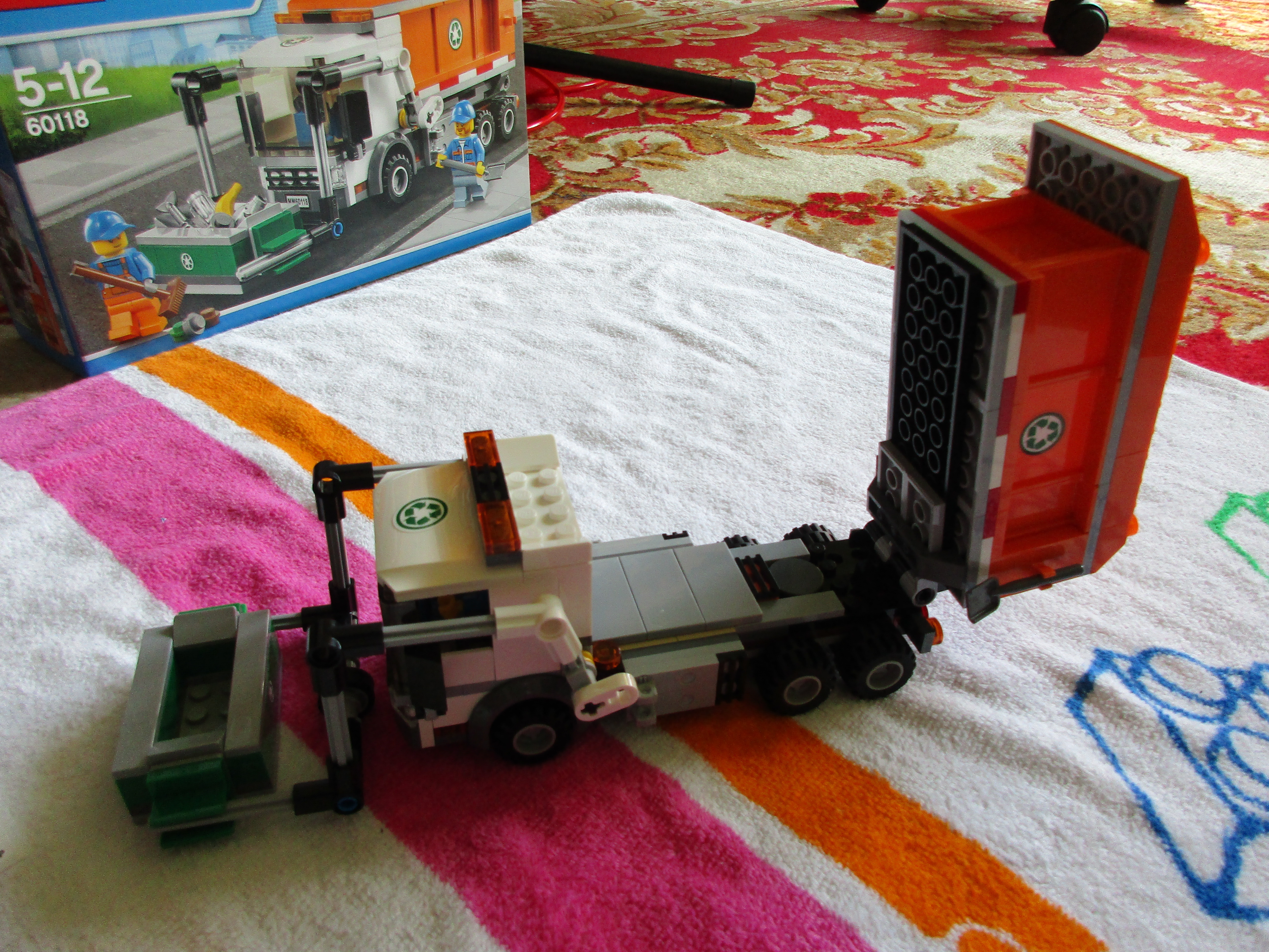 60118garbagetruck35.jpg