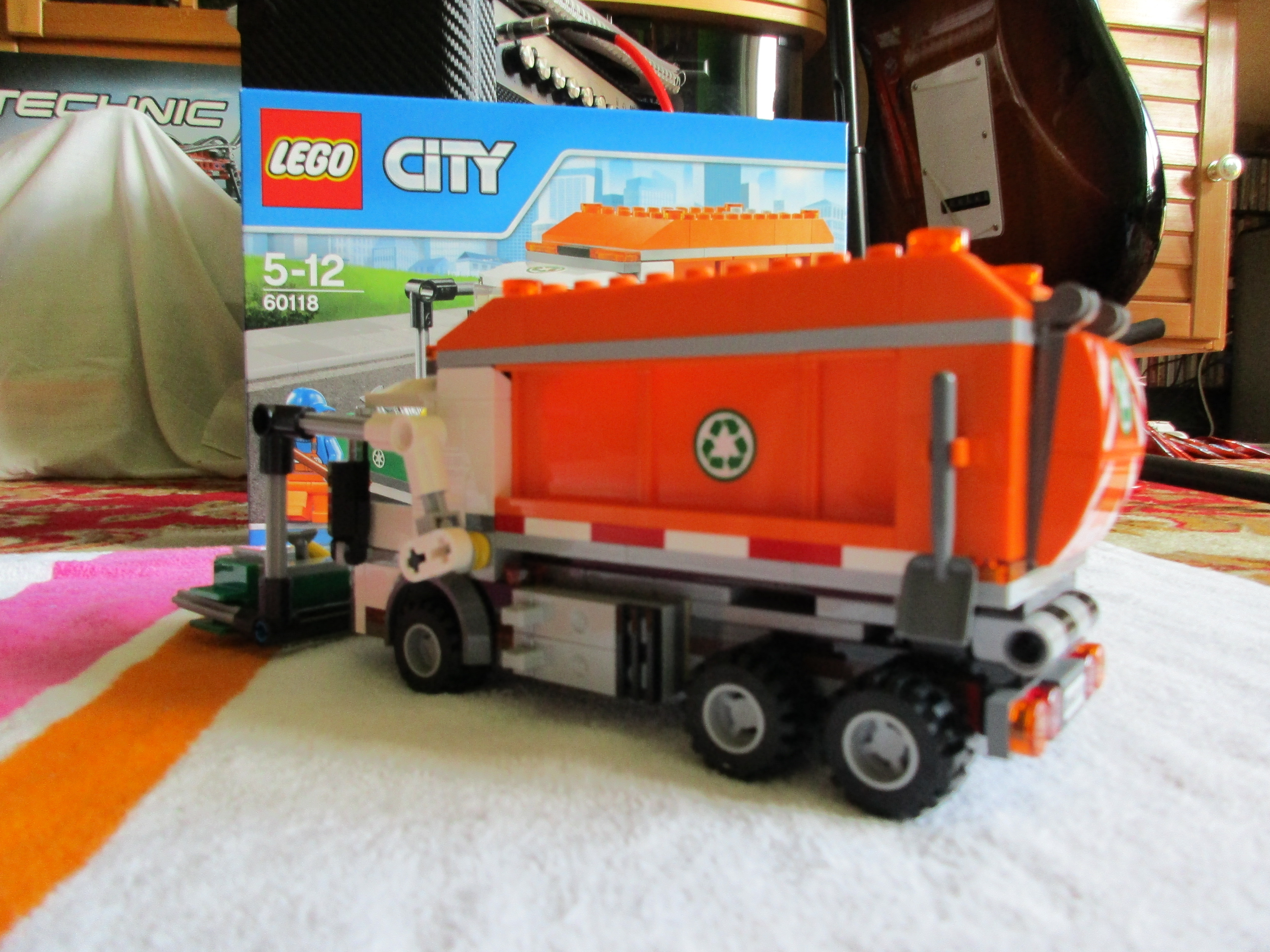60118garbagetruck7.jpg