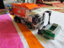 60118garbagetruck39.jpg