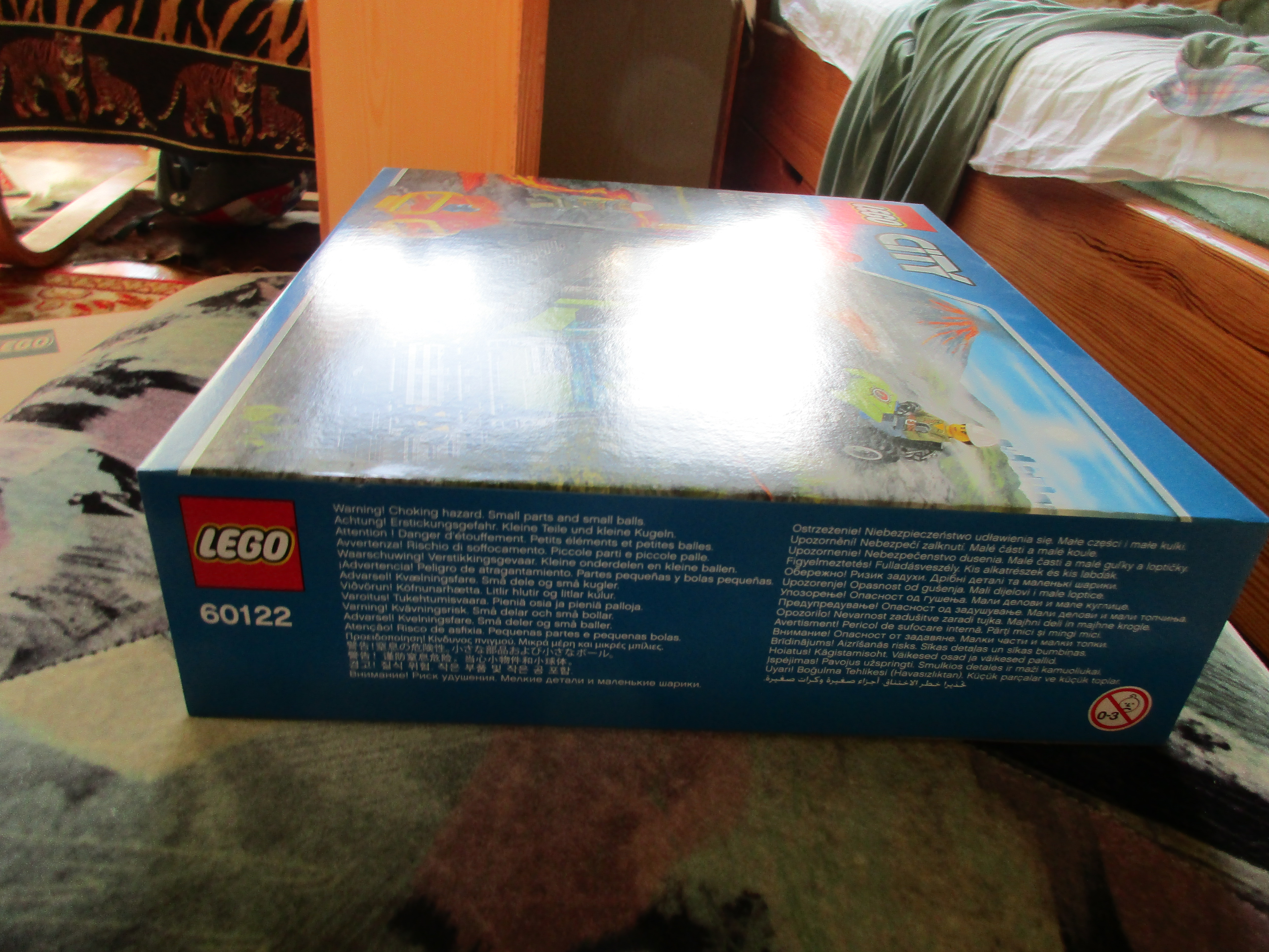 60122box6.jpg