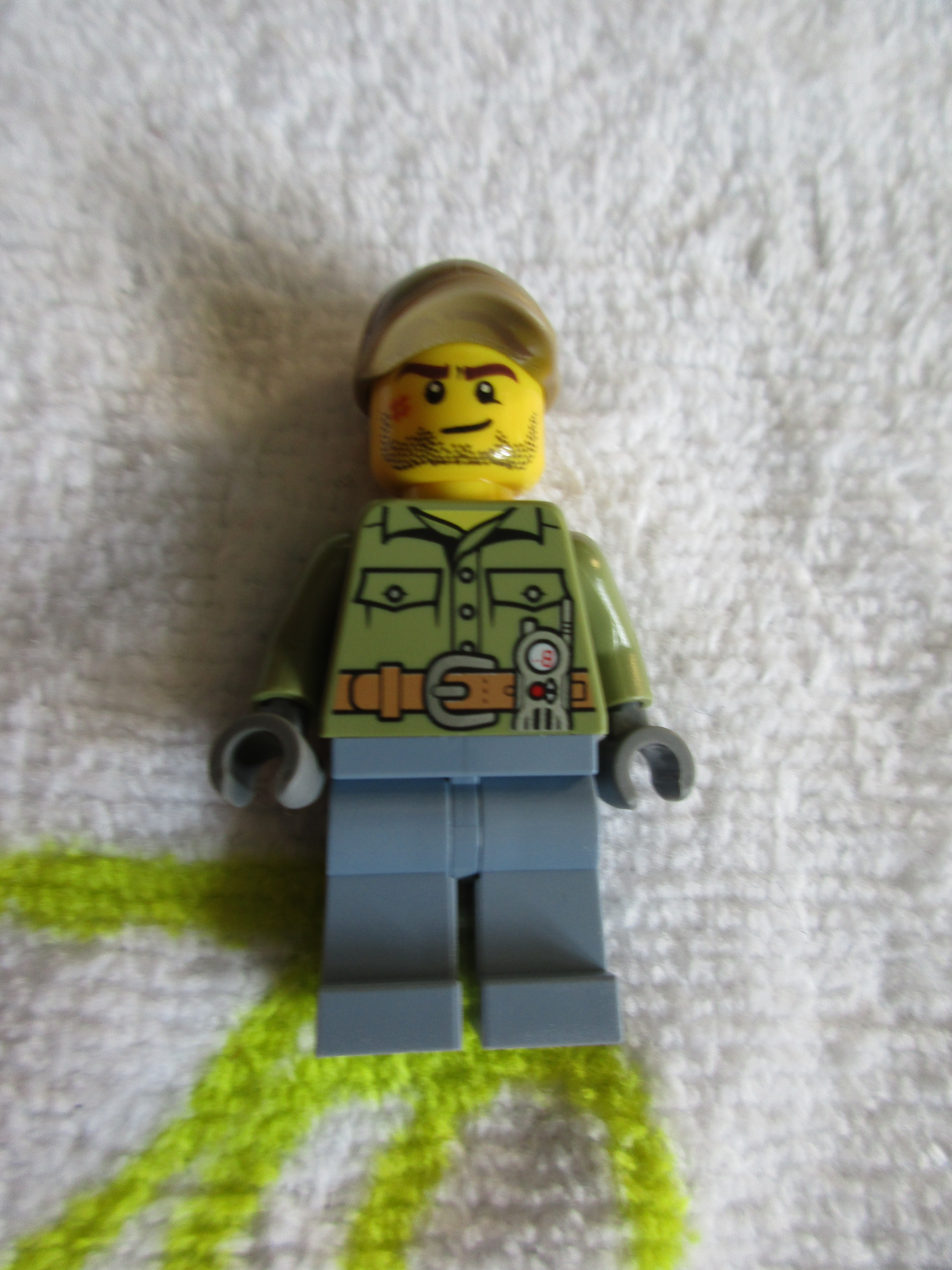 60122minifigure3.jpg