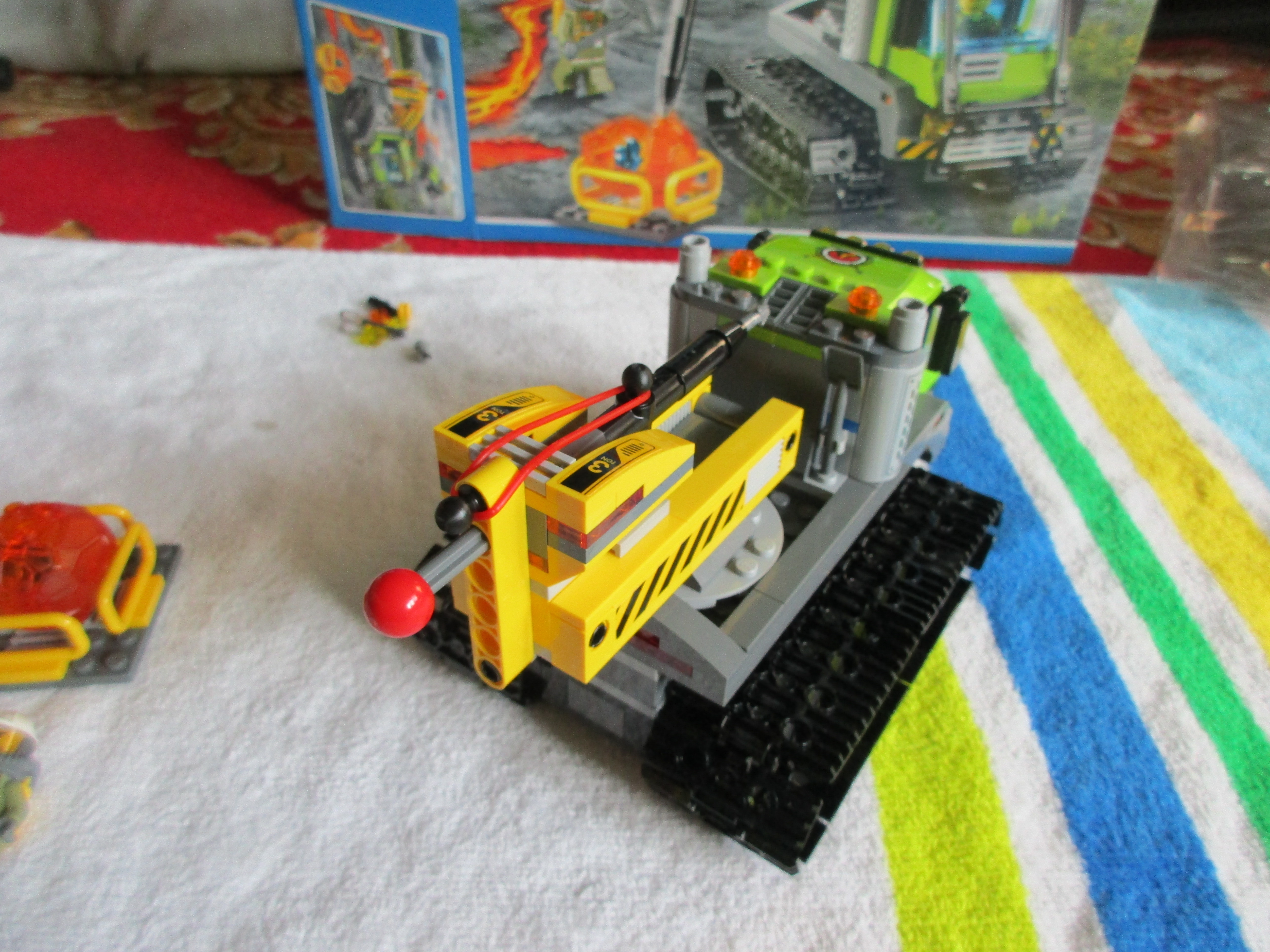 60122volcanocrawler14.jpg