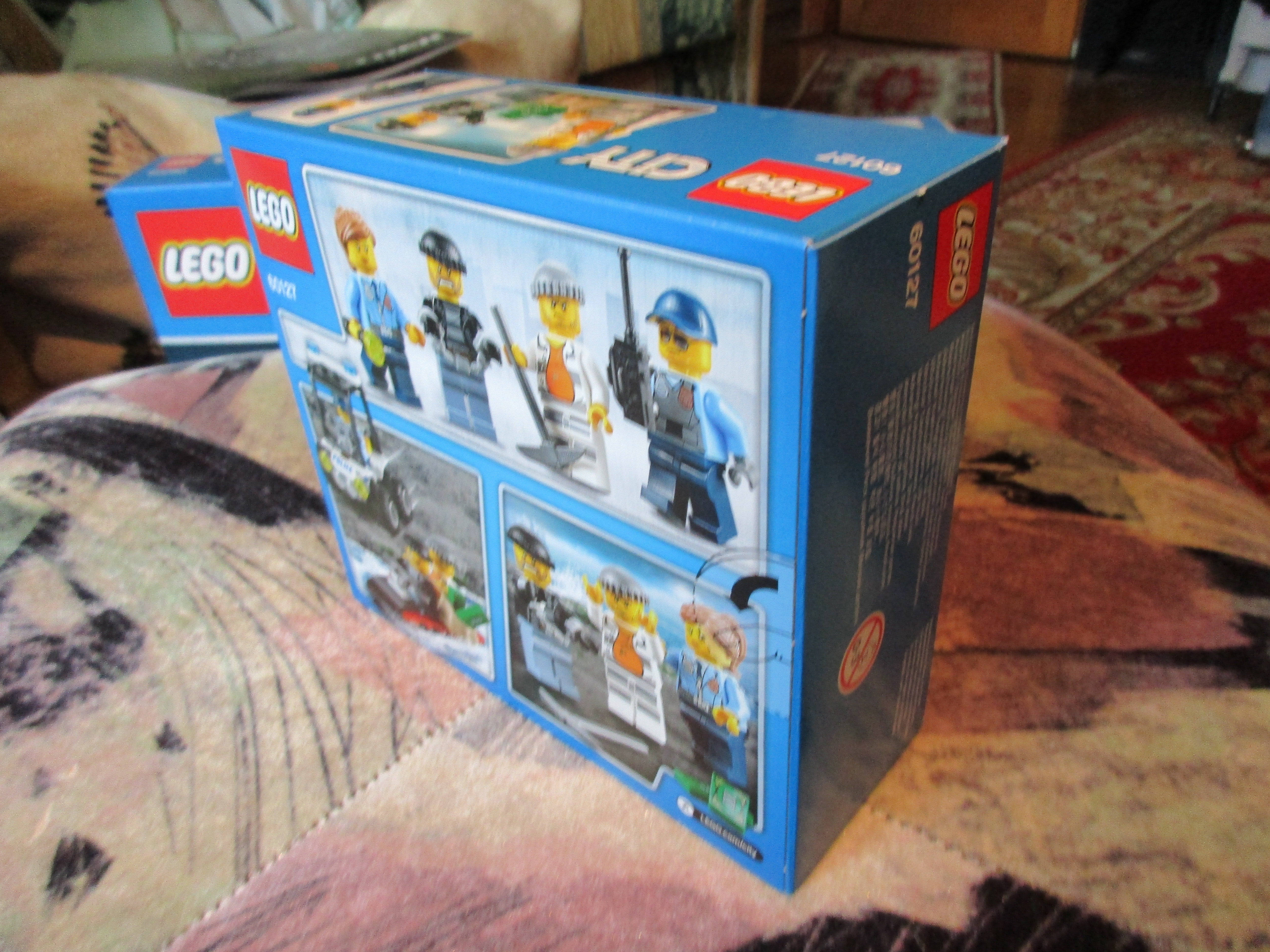 60127box4.jpg