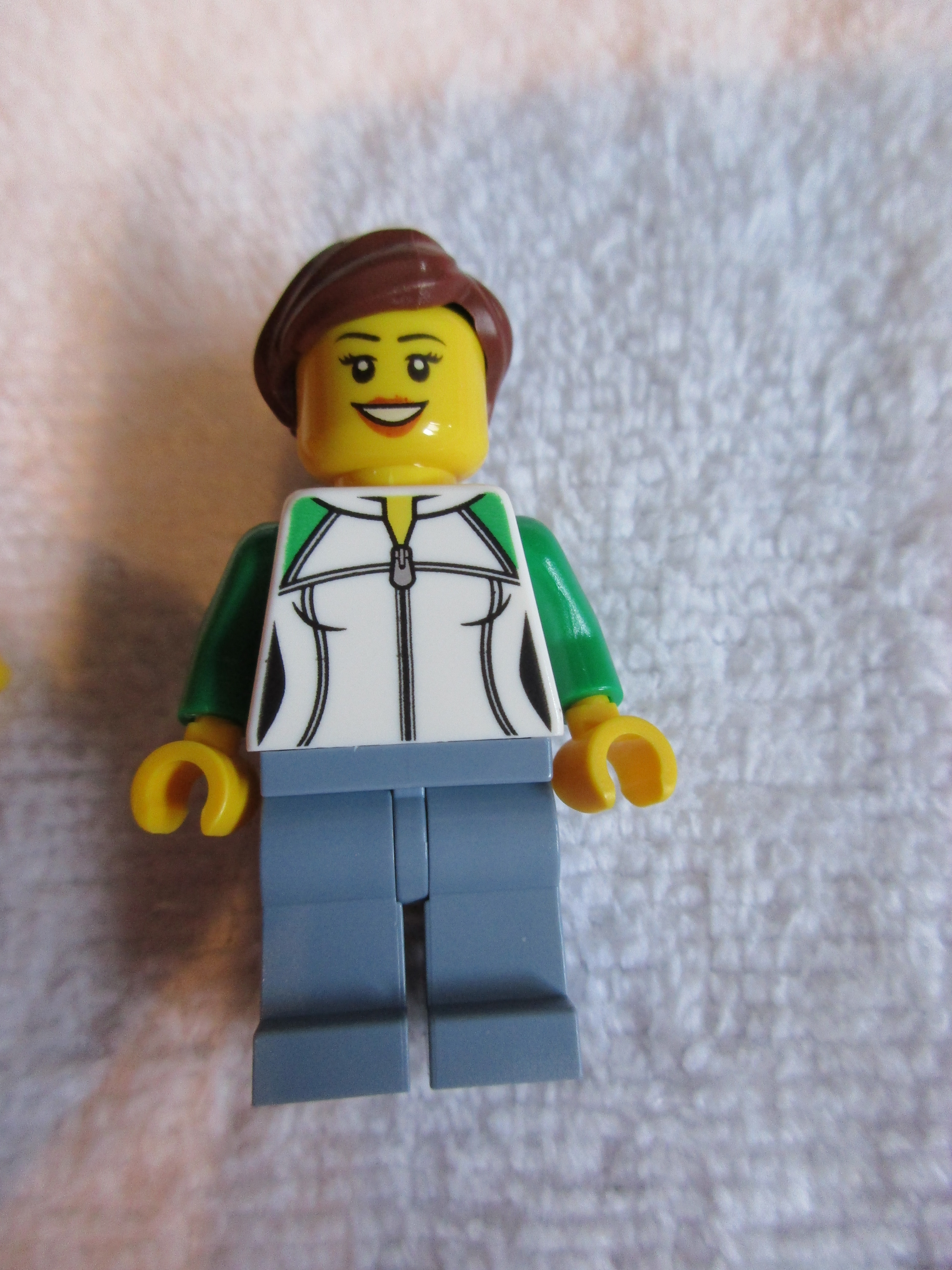 60147minifigure.jpg