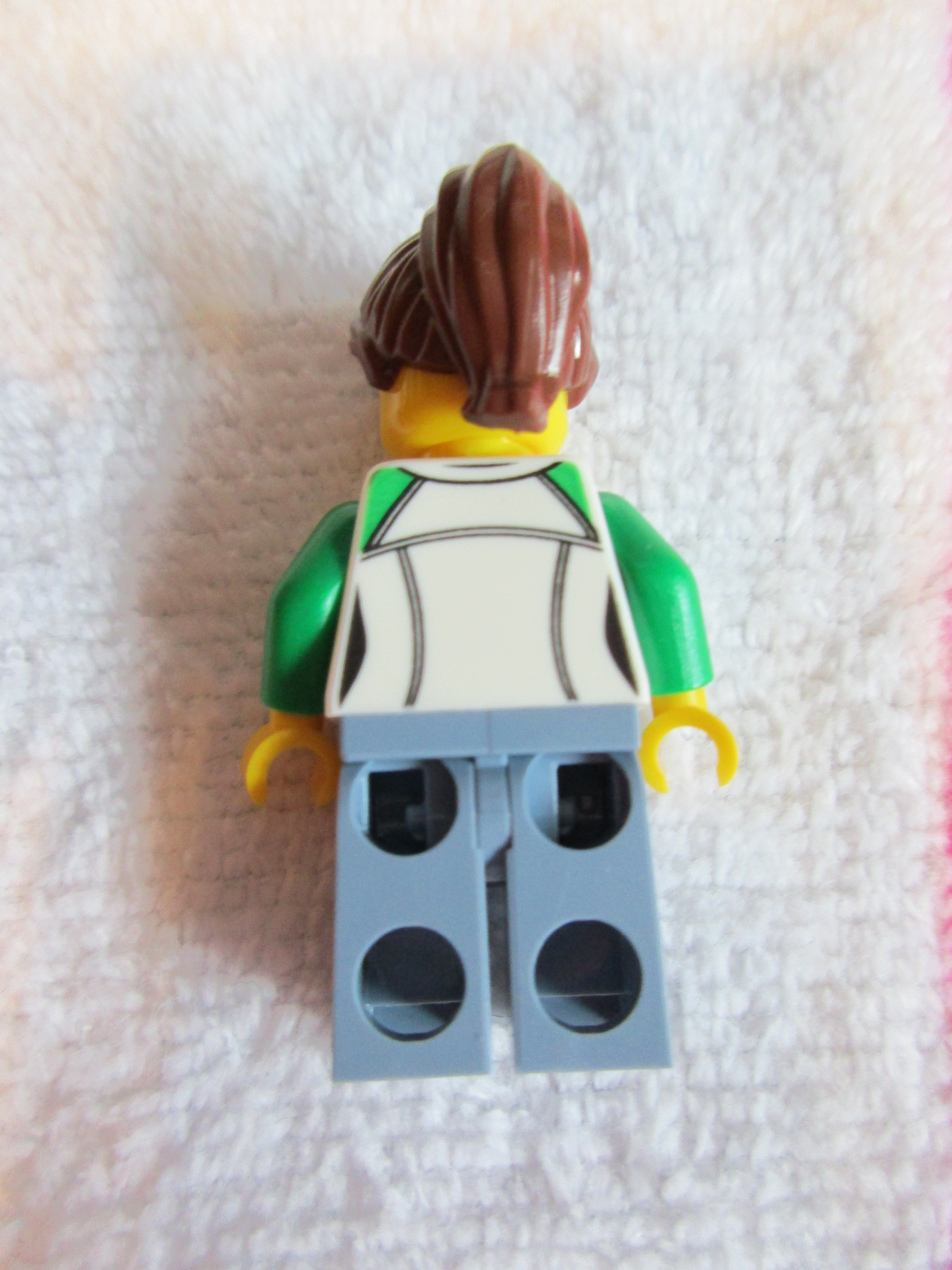 60147minifigure2.jpg