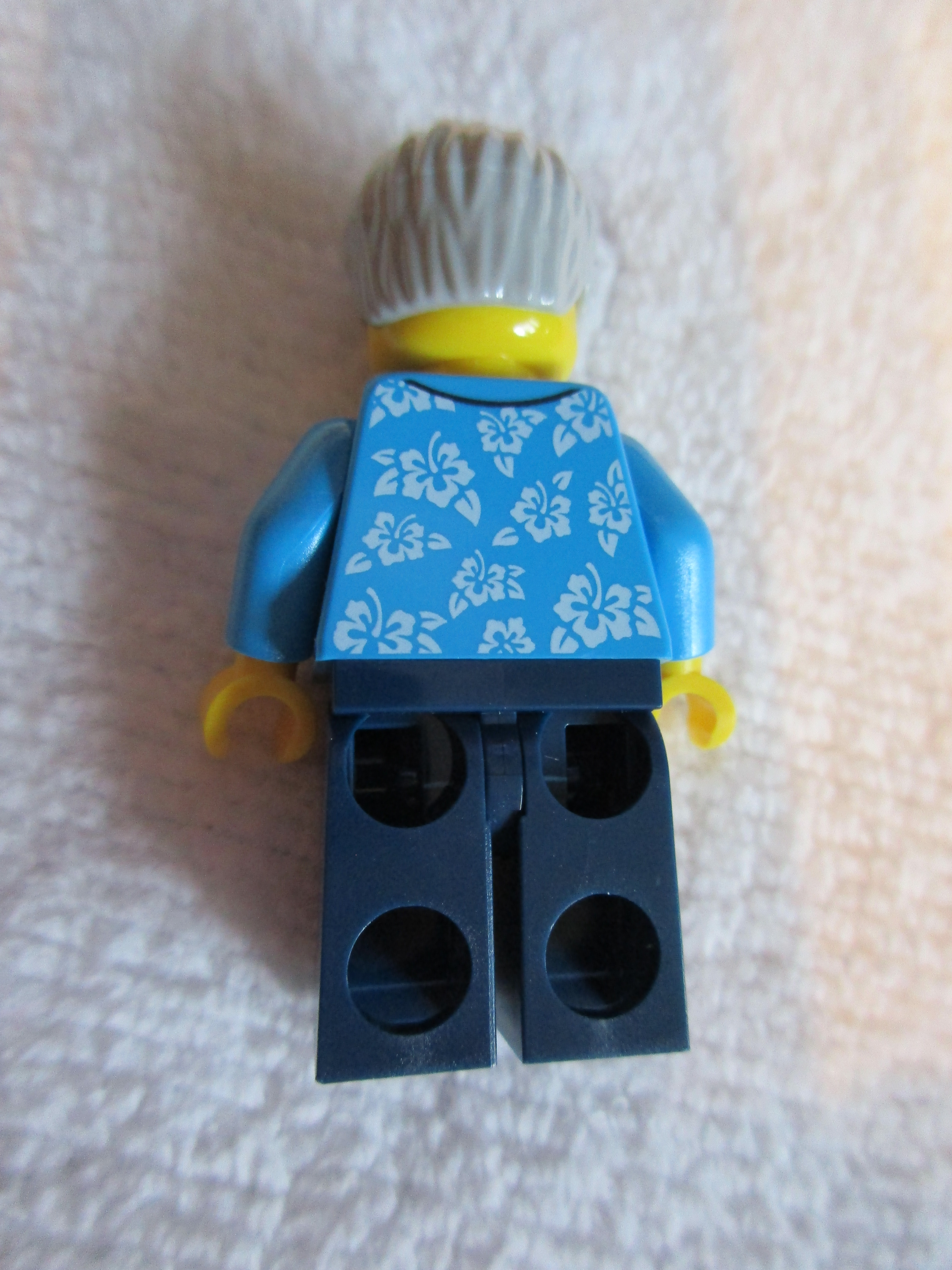 60153minifigure2.jpg