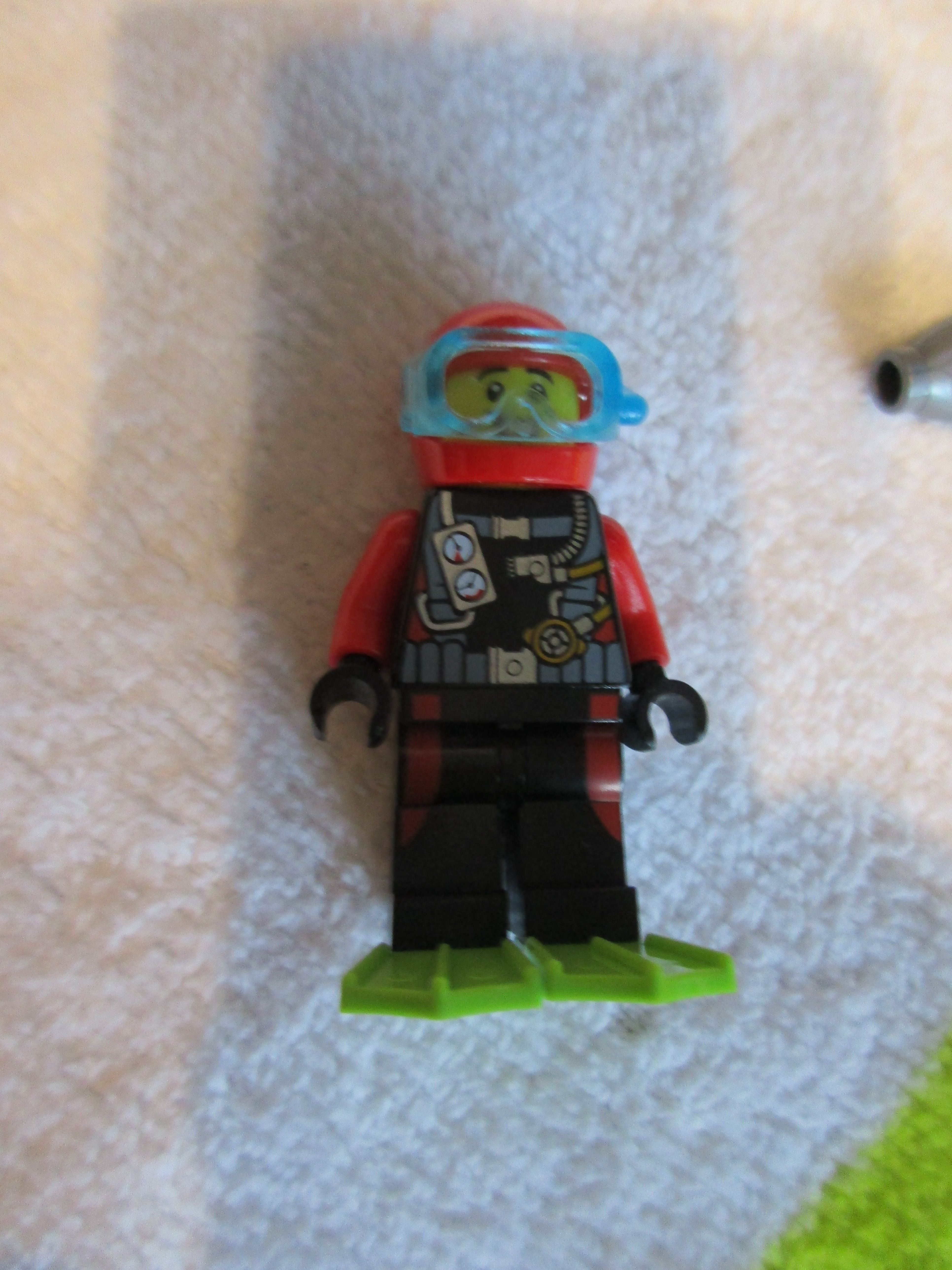 60153minifigure3.jpg