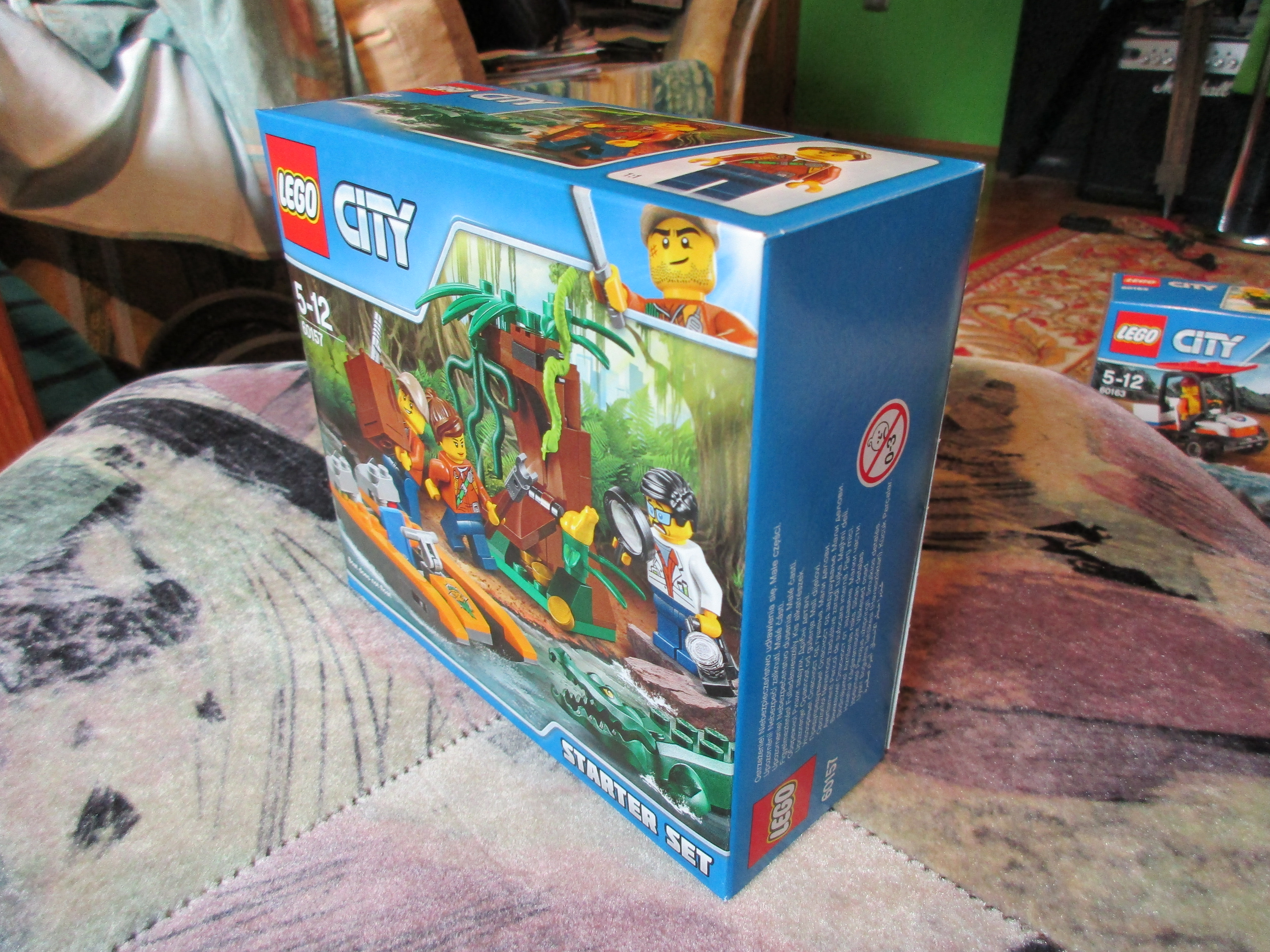 60157box2.jpg