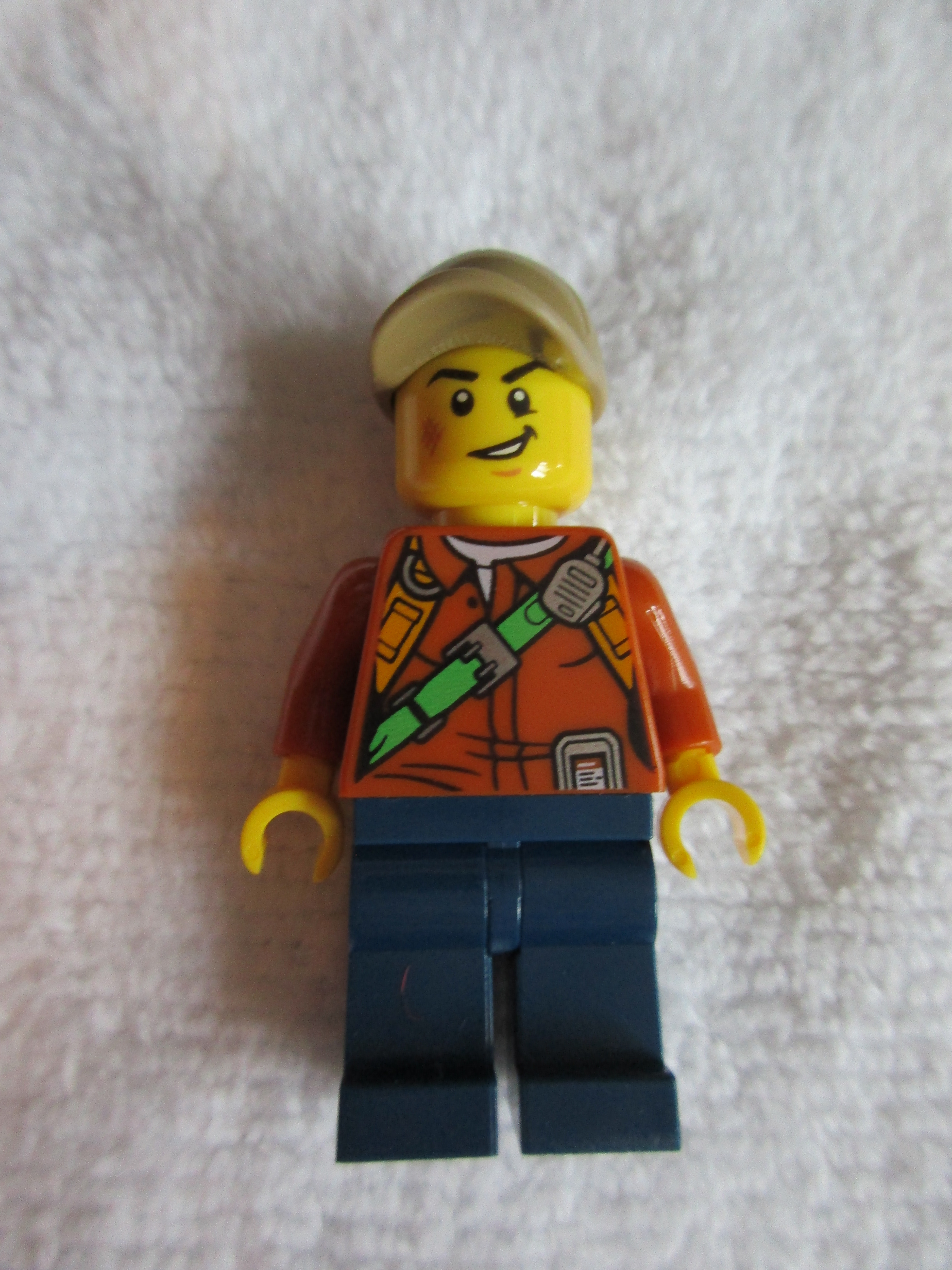 60157minifigure.jpg