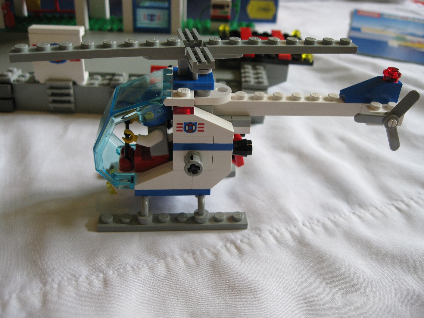 6338helicopterleft.jpg