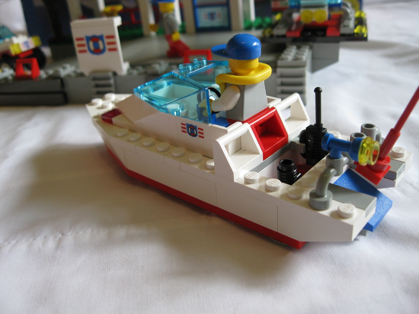 6338shipside3.jpg