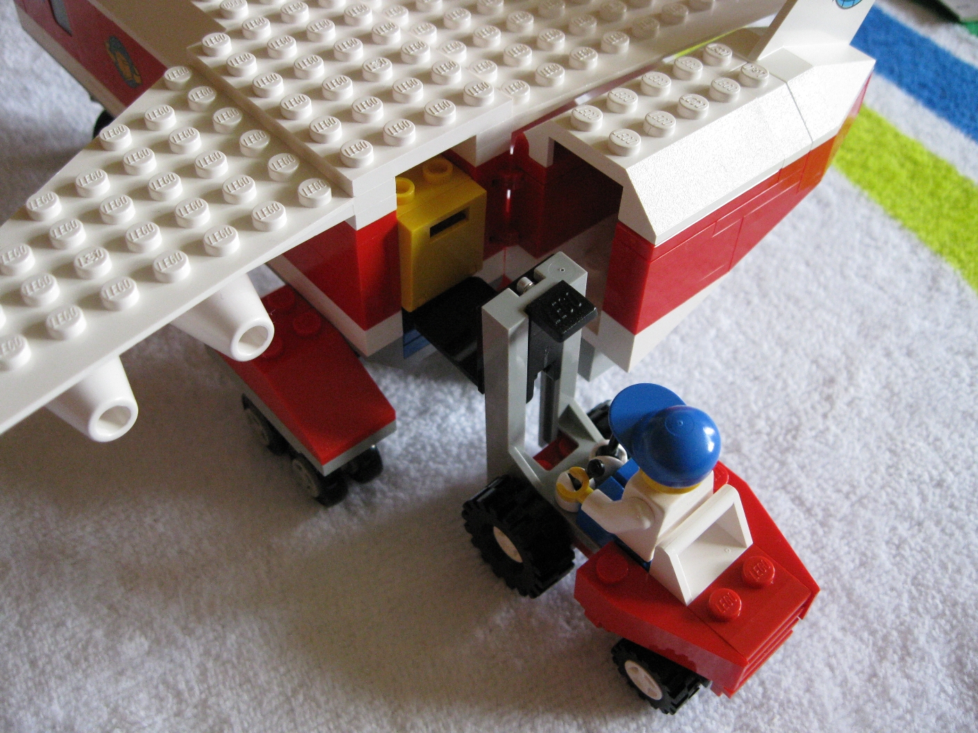 6375planepacking8.jpg