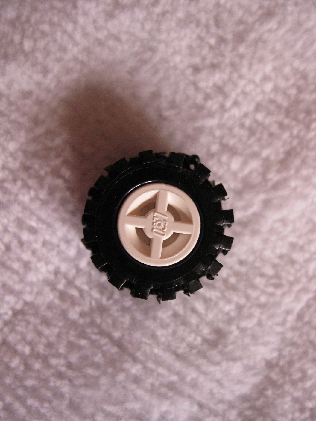6375tyre2.jpg