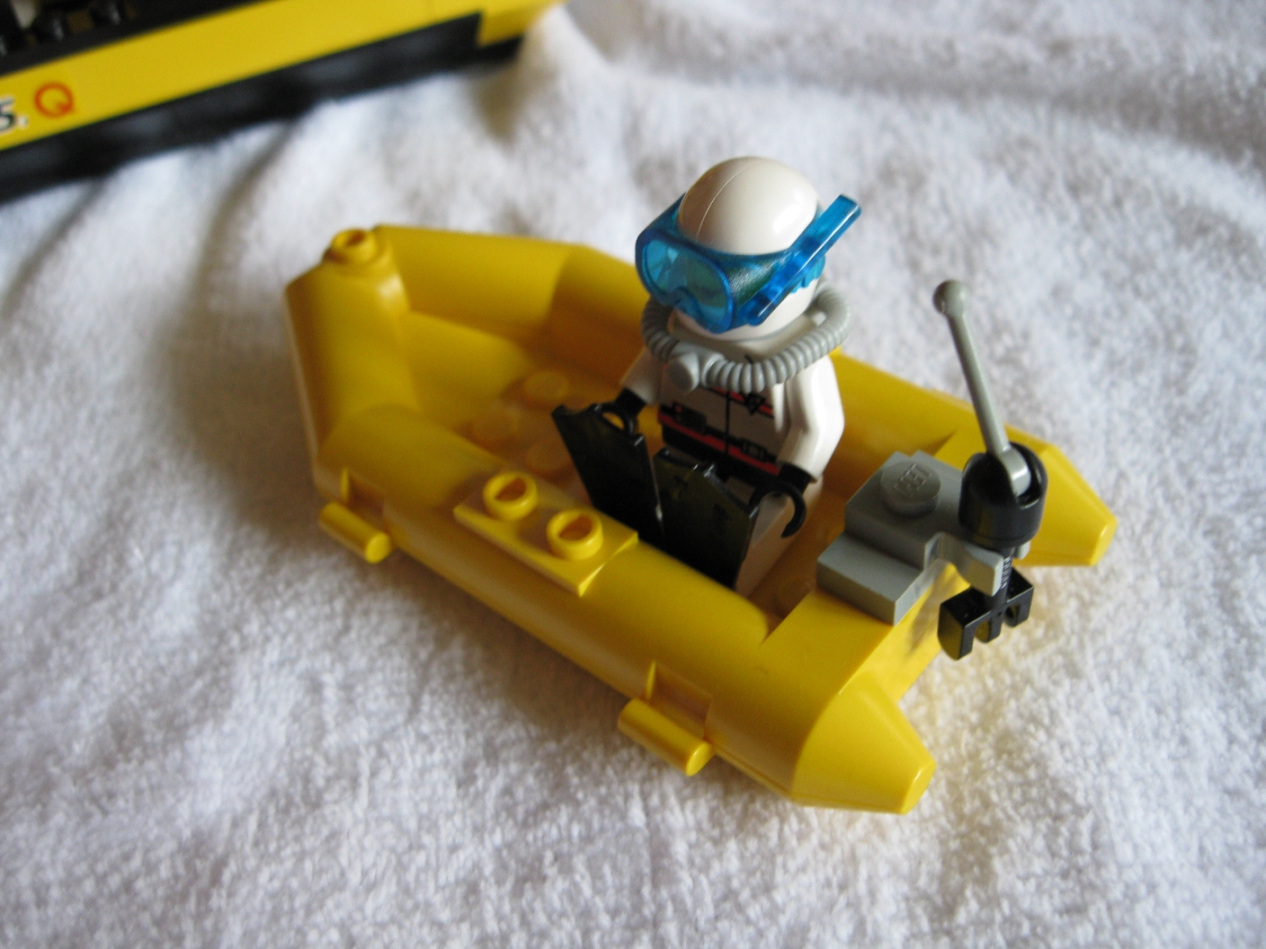 6451boat2.jpg