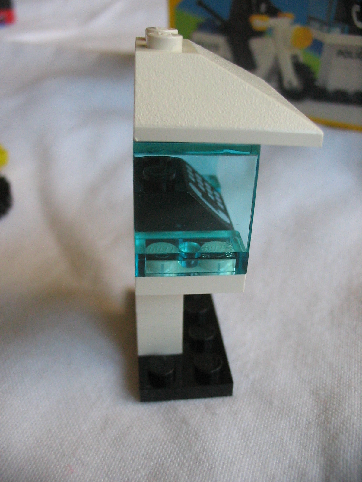 6522phoneright.jpg