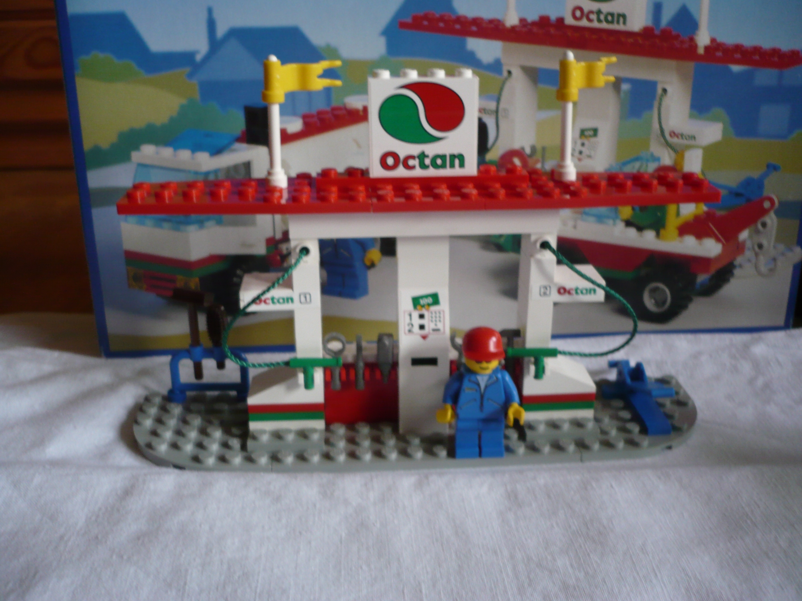 6562tankstation.jpg
