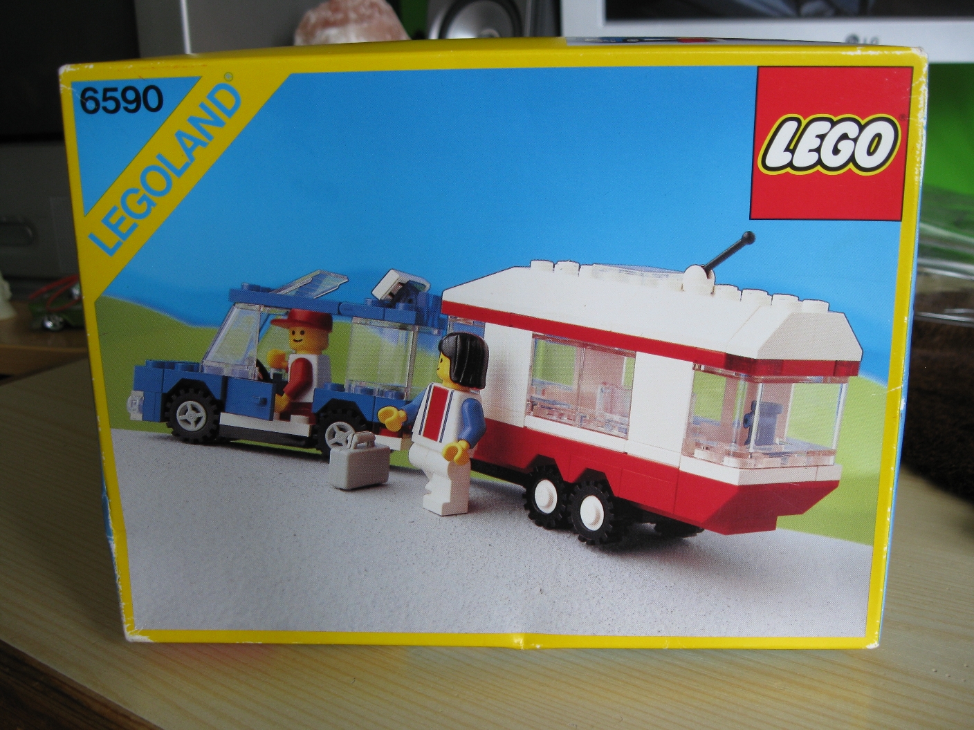 6590box.jpg