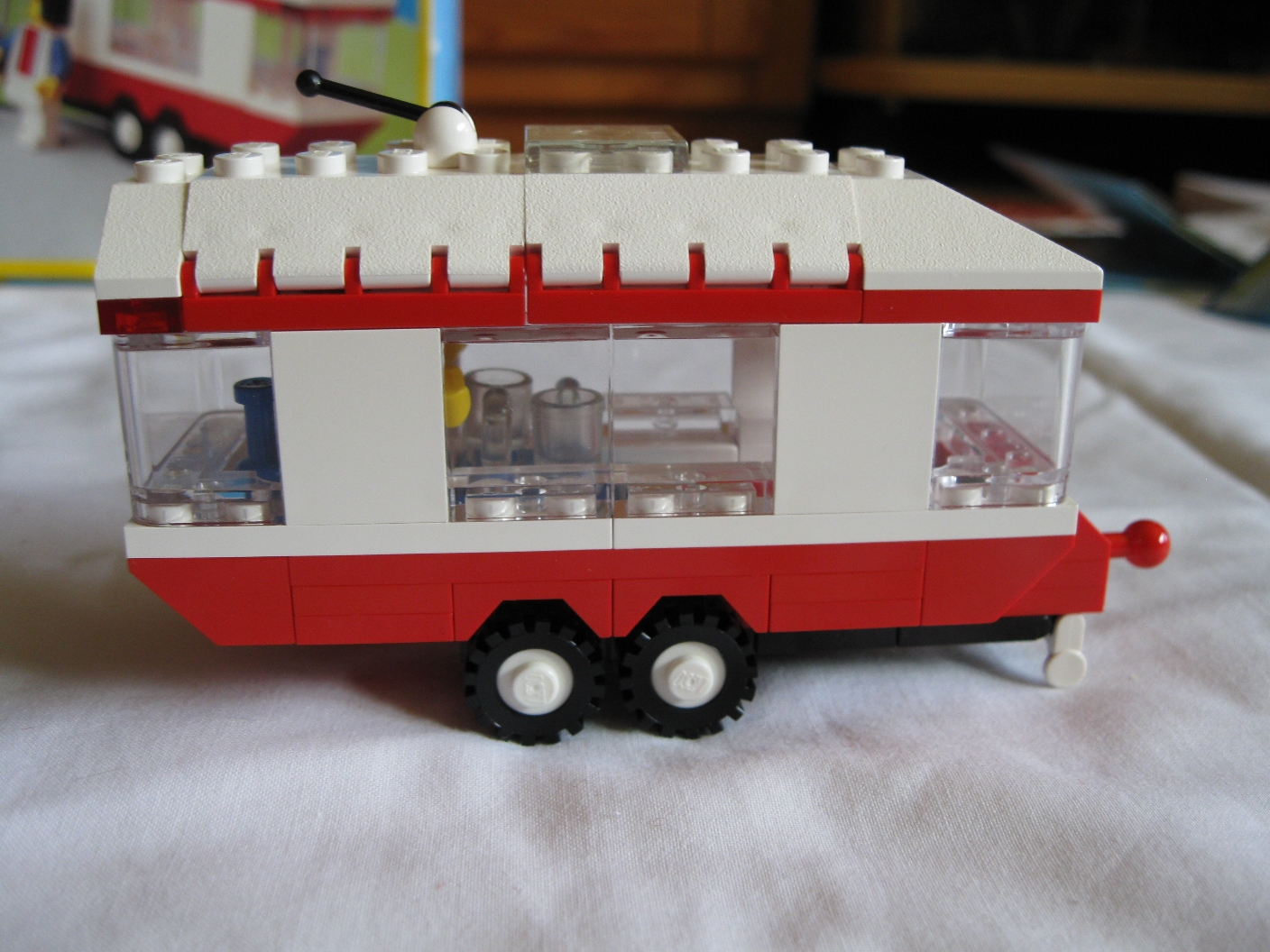 6590camperright.jpg