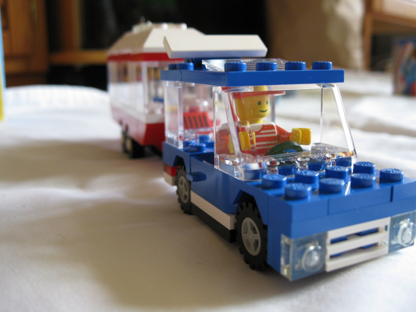 6590carwithcamper4.jpg