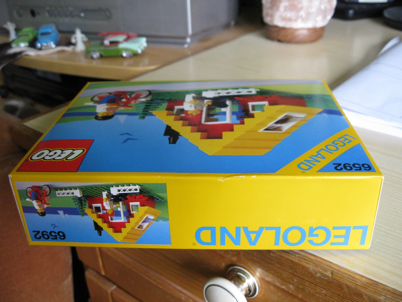 6592box8.jpg