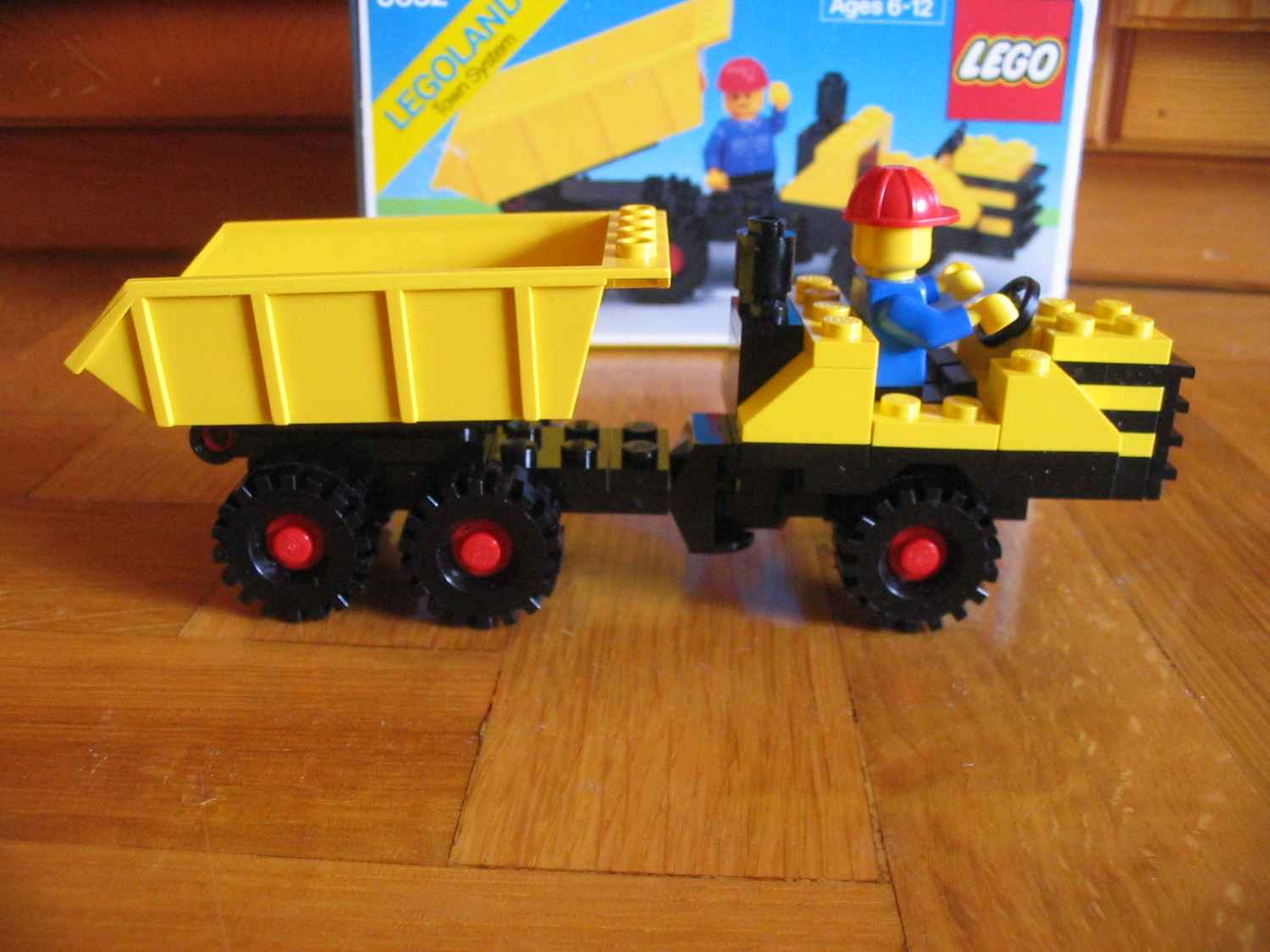 6652right.jpg